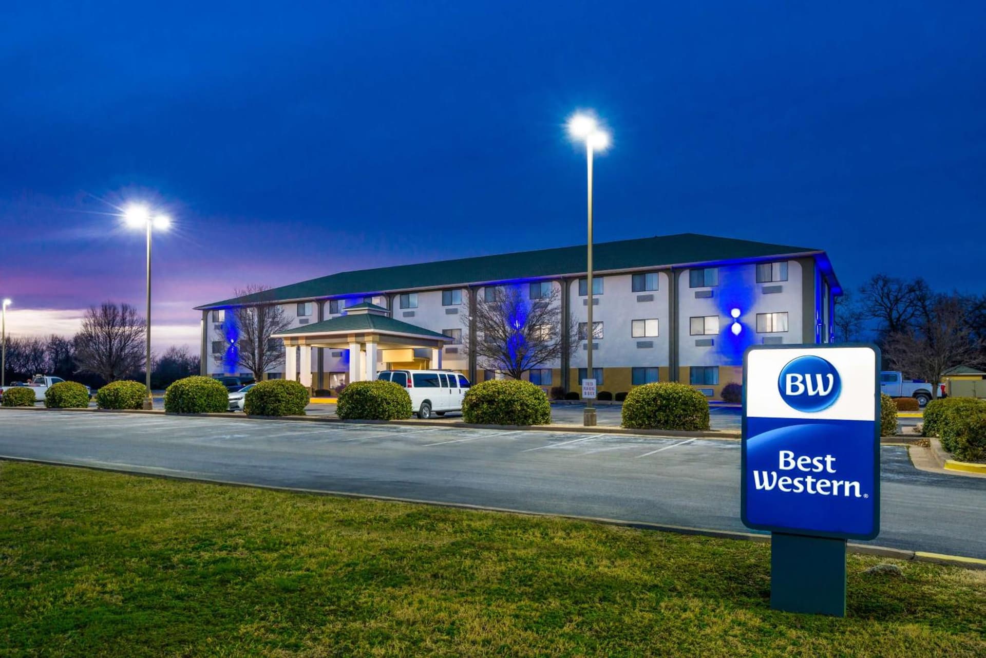 Best Western Big Spring Lodge featured exterior or lobby in Neosho, MO — similar hotel