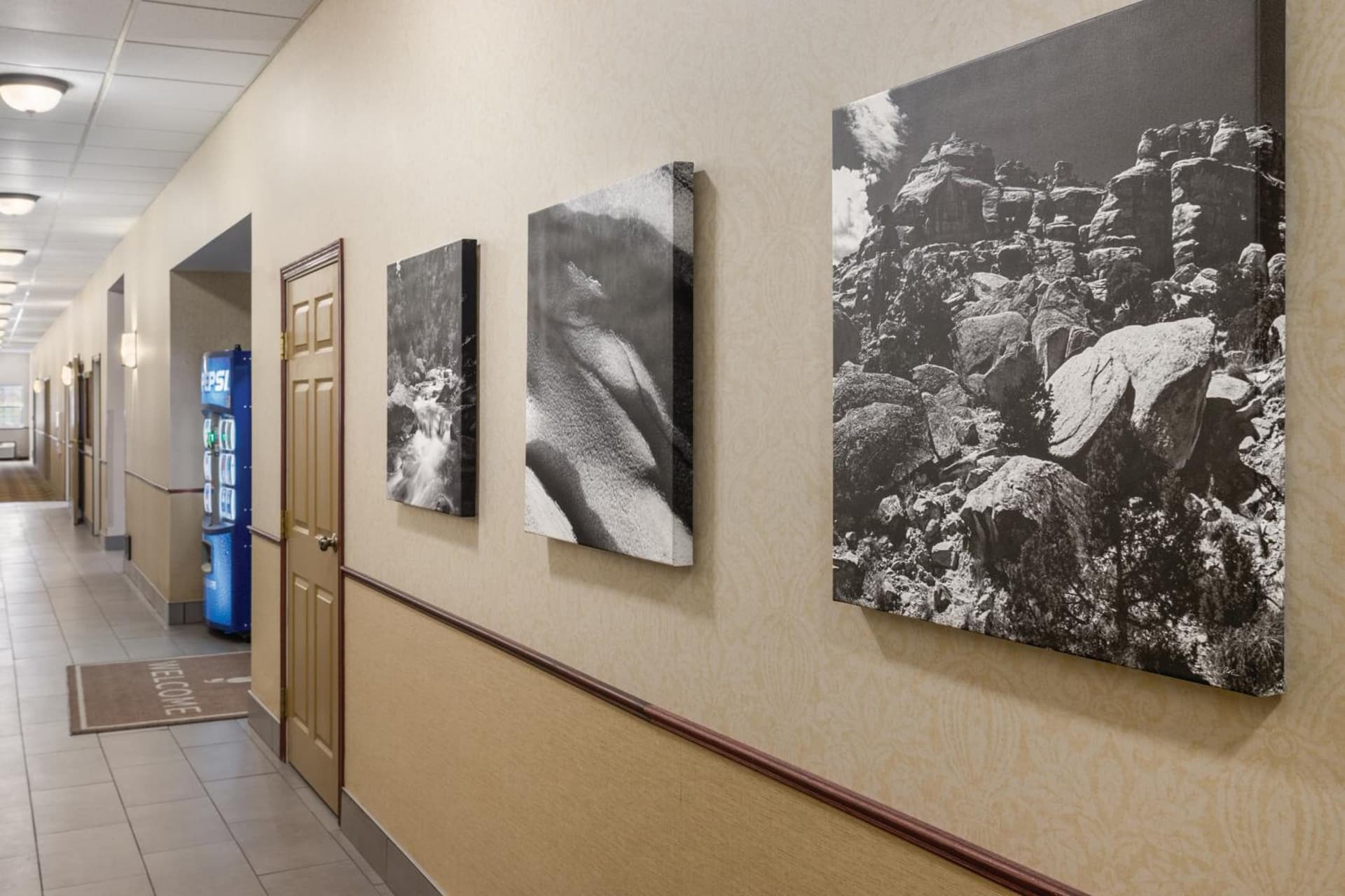Country Inn & Suites by Radisson, Dakota Dunes, SD gallery photo in Dakota Dunes, SD — image 40