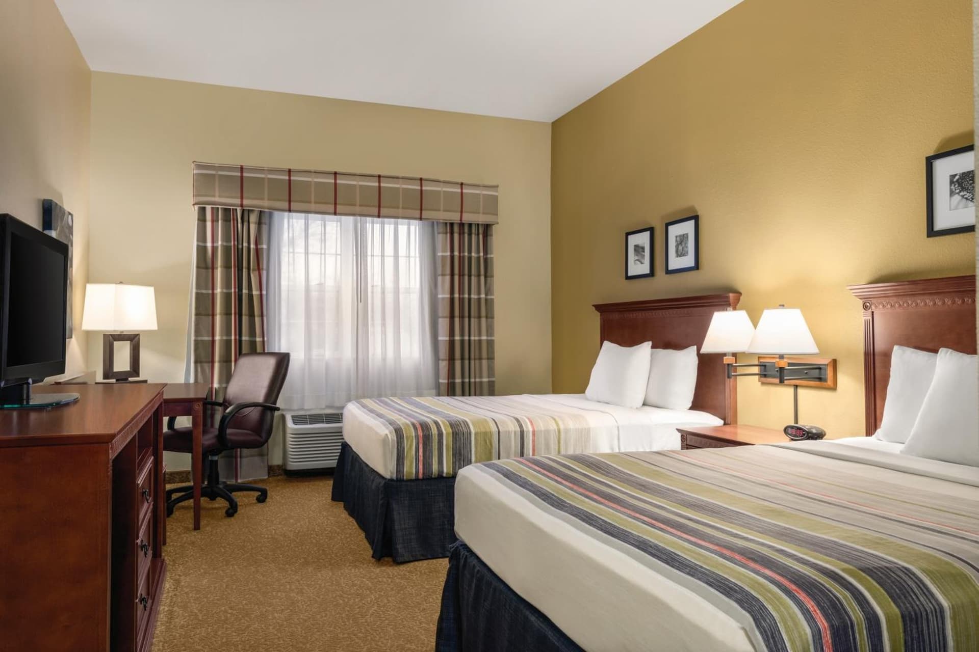 Country Inn & Suites by Radisson, Dakota Dunes, SD gallery photo in Dakota Dunes, SD — image 10