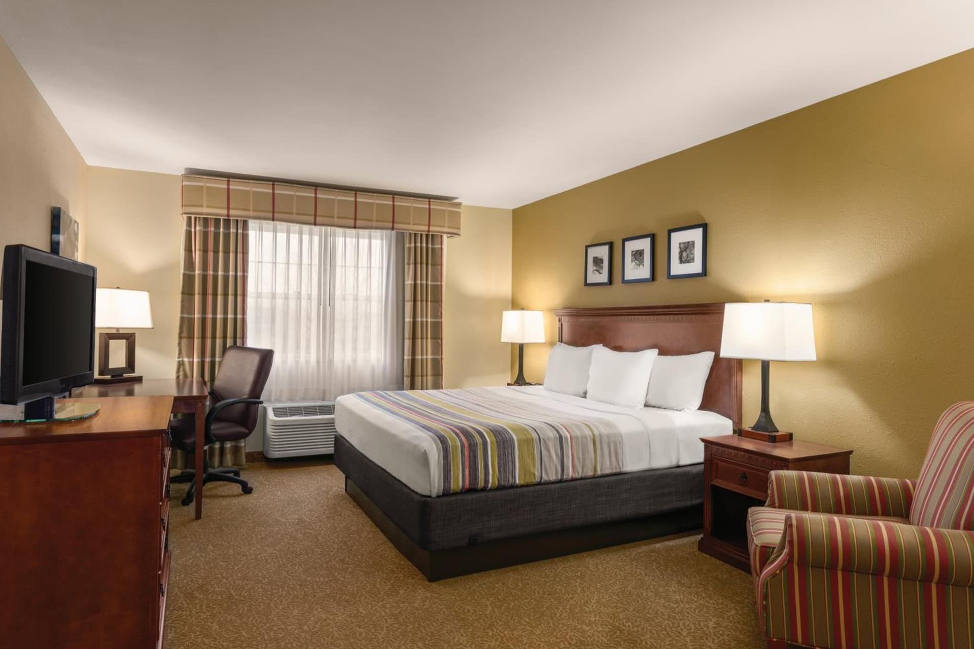 Country Inn & Suites by Radisson, Dakota Dunes, SD gallery photo in Dakota Dunes, SD — image 17