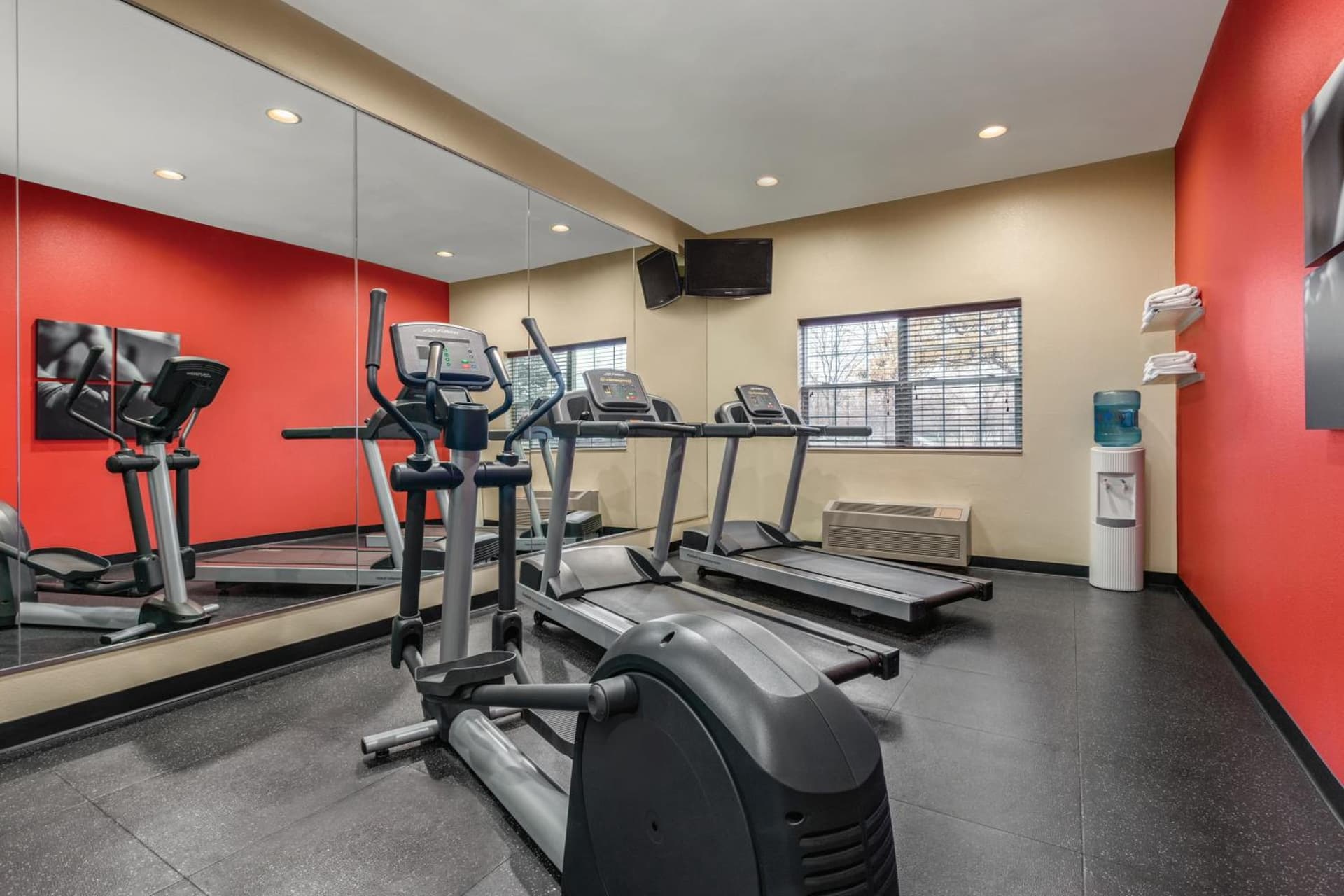 Country Inn & Suites by Radisson, Dakota Dunes, SD gallery photo in Dakota Dunes, SD — image 53