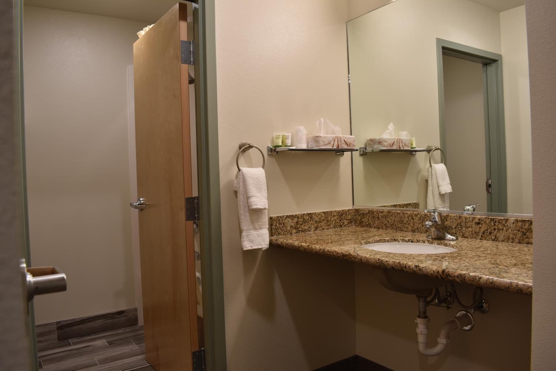 Bumbleberry Inn gallery photo in Springdale, UT — image 52