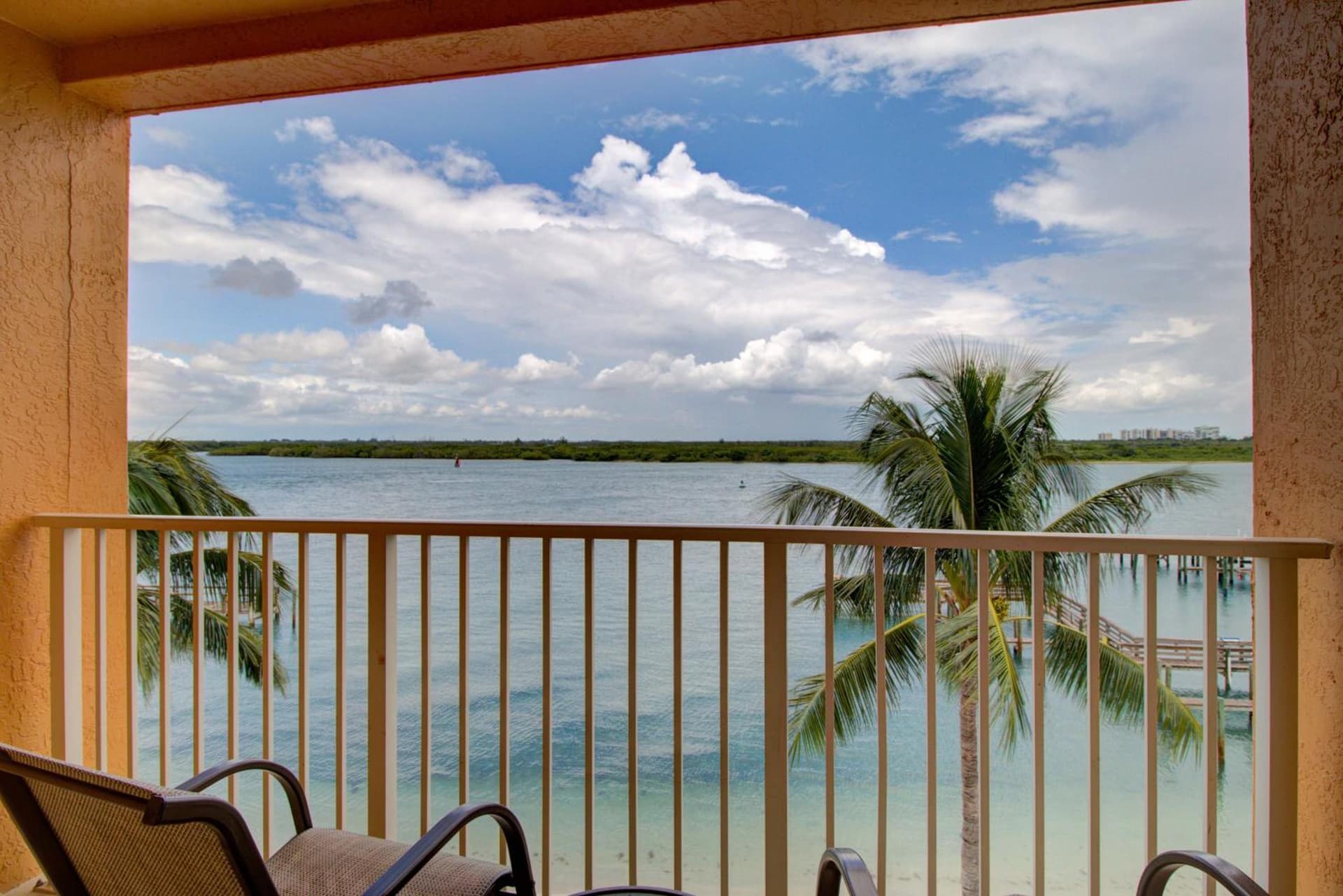 Hutchinson Island Hotel gallery photo in Fort Pierce, FL — image 27