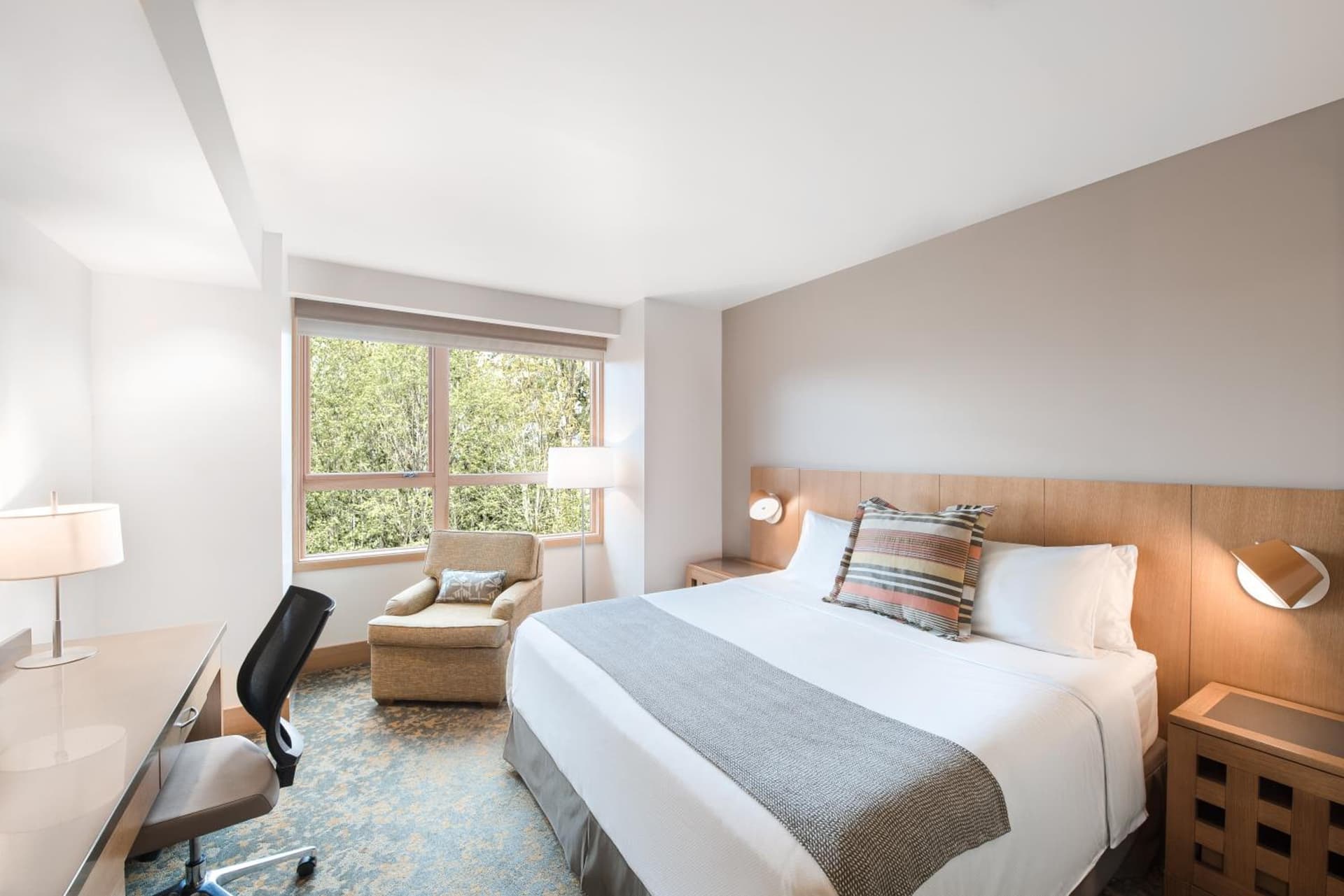 Cedarbrook Lodge gallery photo in SeaTac, WA — image 4