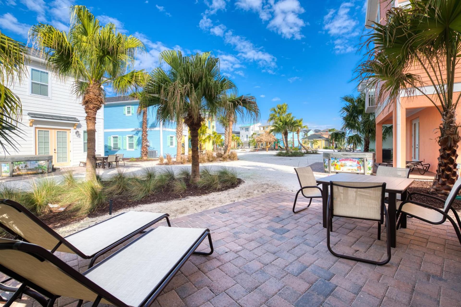 Margaritaville Cottages Orlando by Vstays with H2O Waterpark gallery photo in Kissimmee, FL — image 47