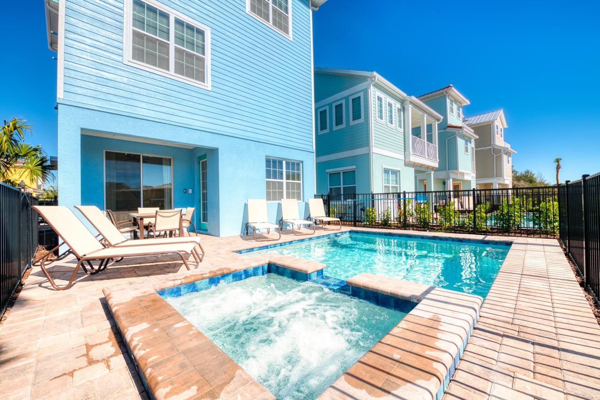 Margaritaville Cottages Orlando by Vstays with H2O Waterpark gallery photo in Kissimmee, FL — image 67