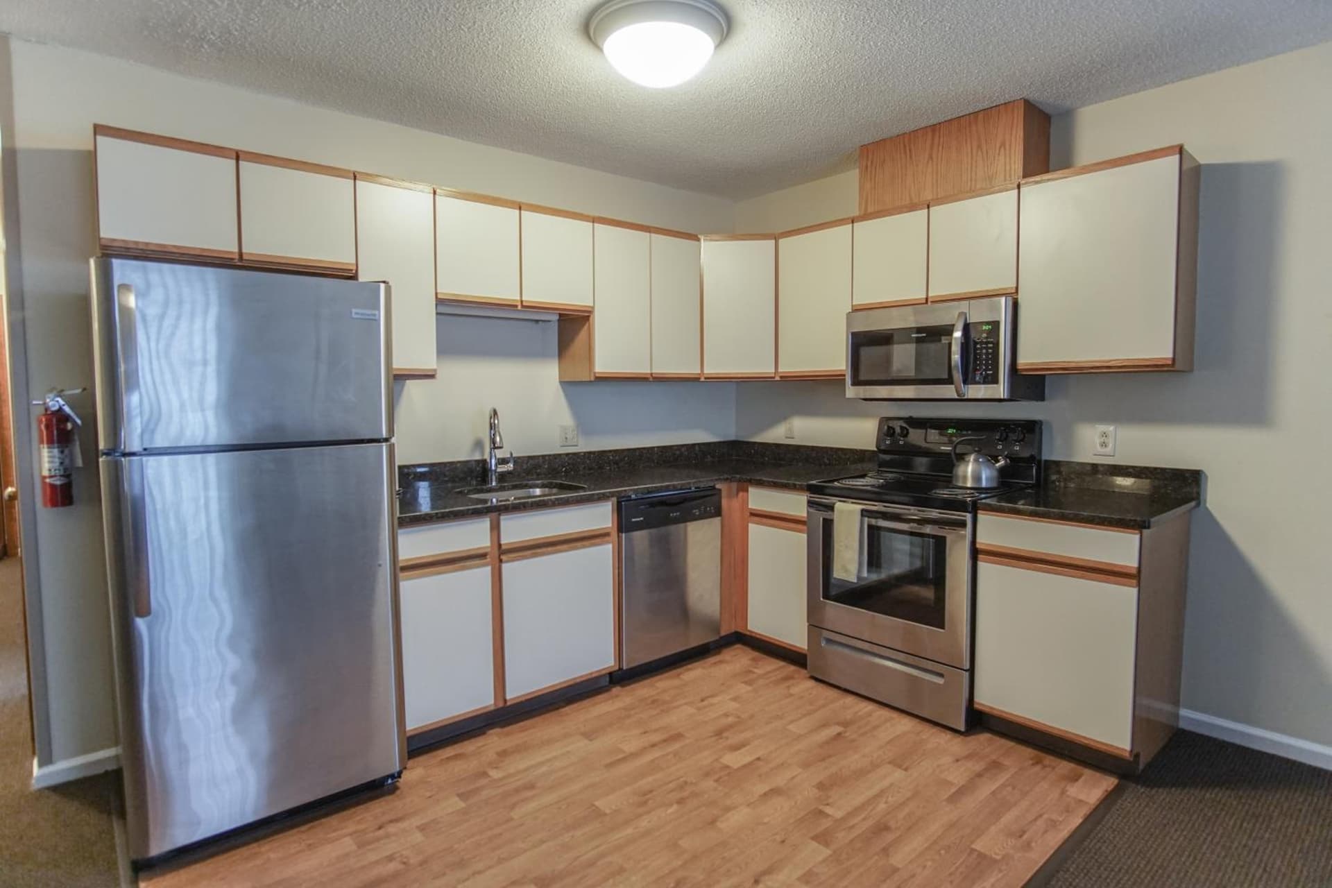 The Central Downtown Inn Suites property views in Pittsfield, MA — gallery photo 3