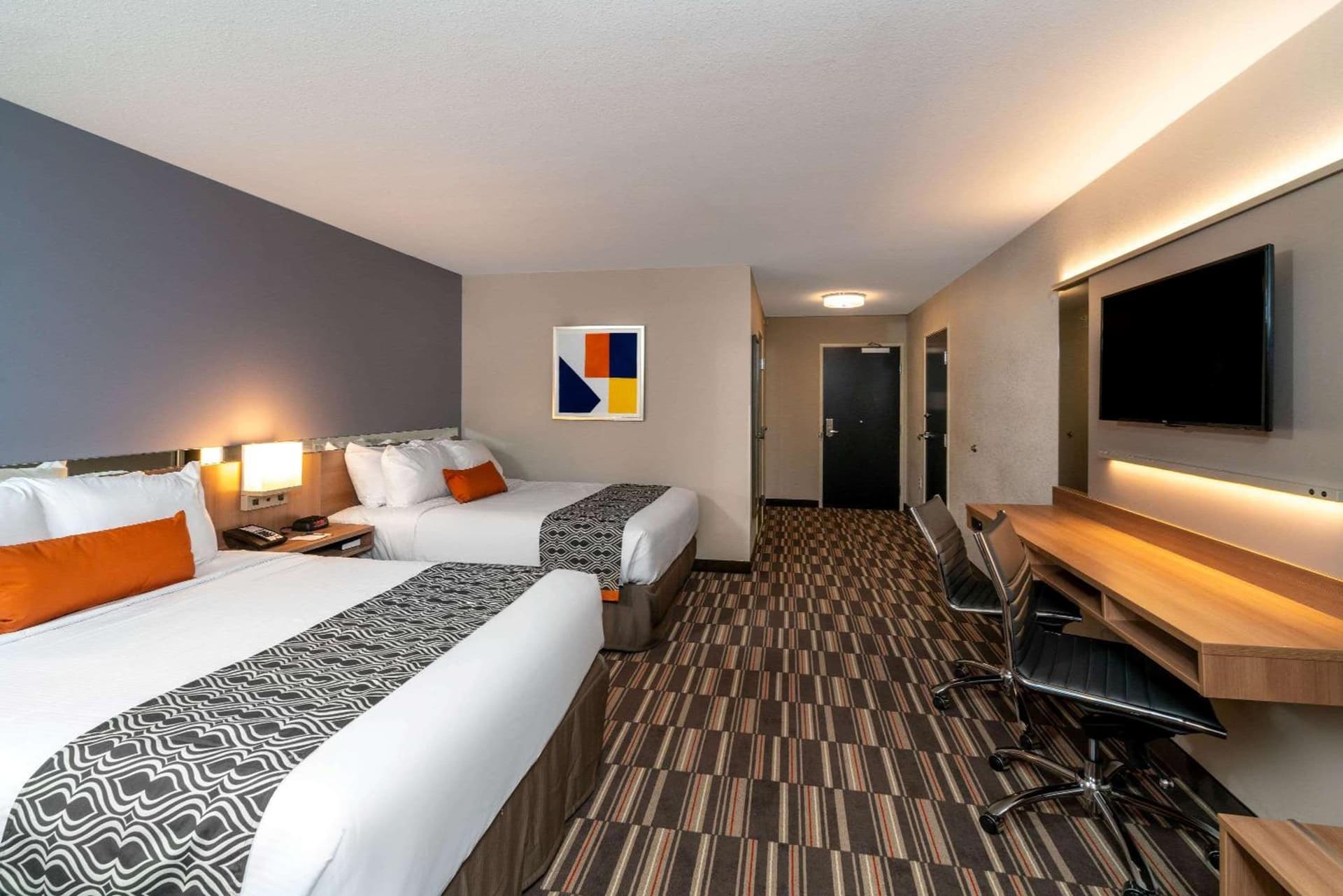 Microtel Inn & Suites by Wyndham Carlisle interior in Carlisle, PA — gallery photo 2