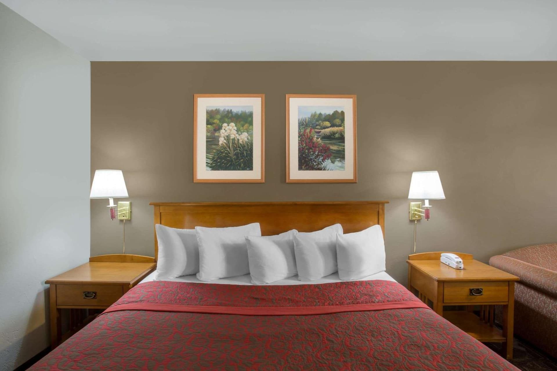 Royal Inn Provo gallery photo in Provo, UT — image 6