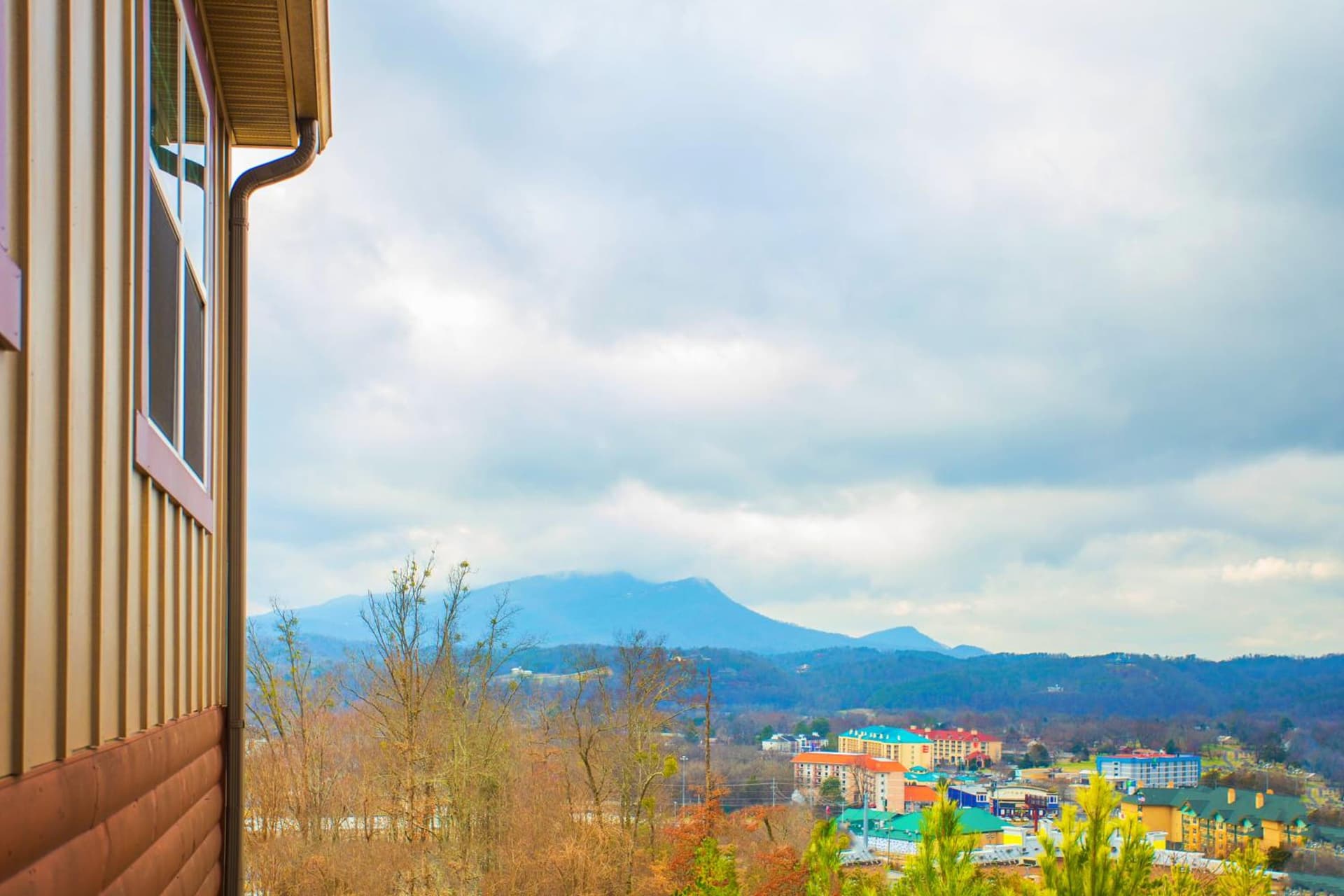 The Lodges of the Great Smoky Mountains property views in Pigeon Forge, TN — gallery photo 3