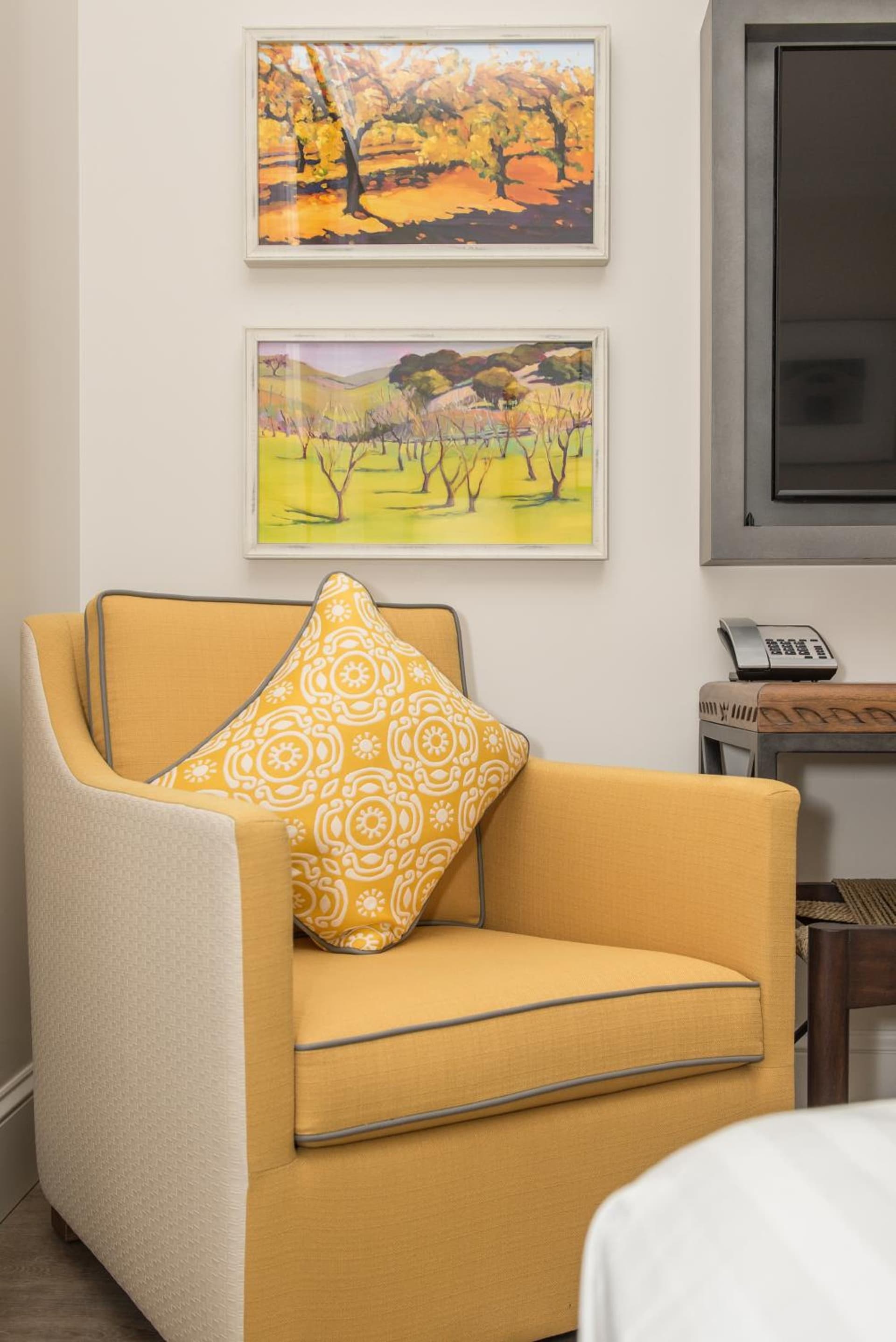 Hotel E gallery photo in Santa Rosa, CA — image 16
