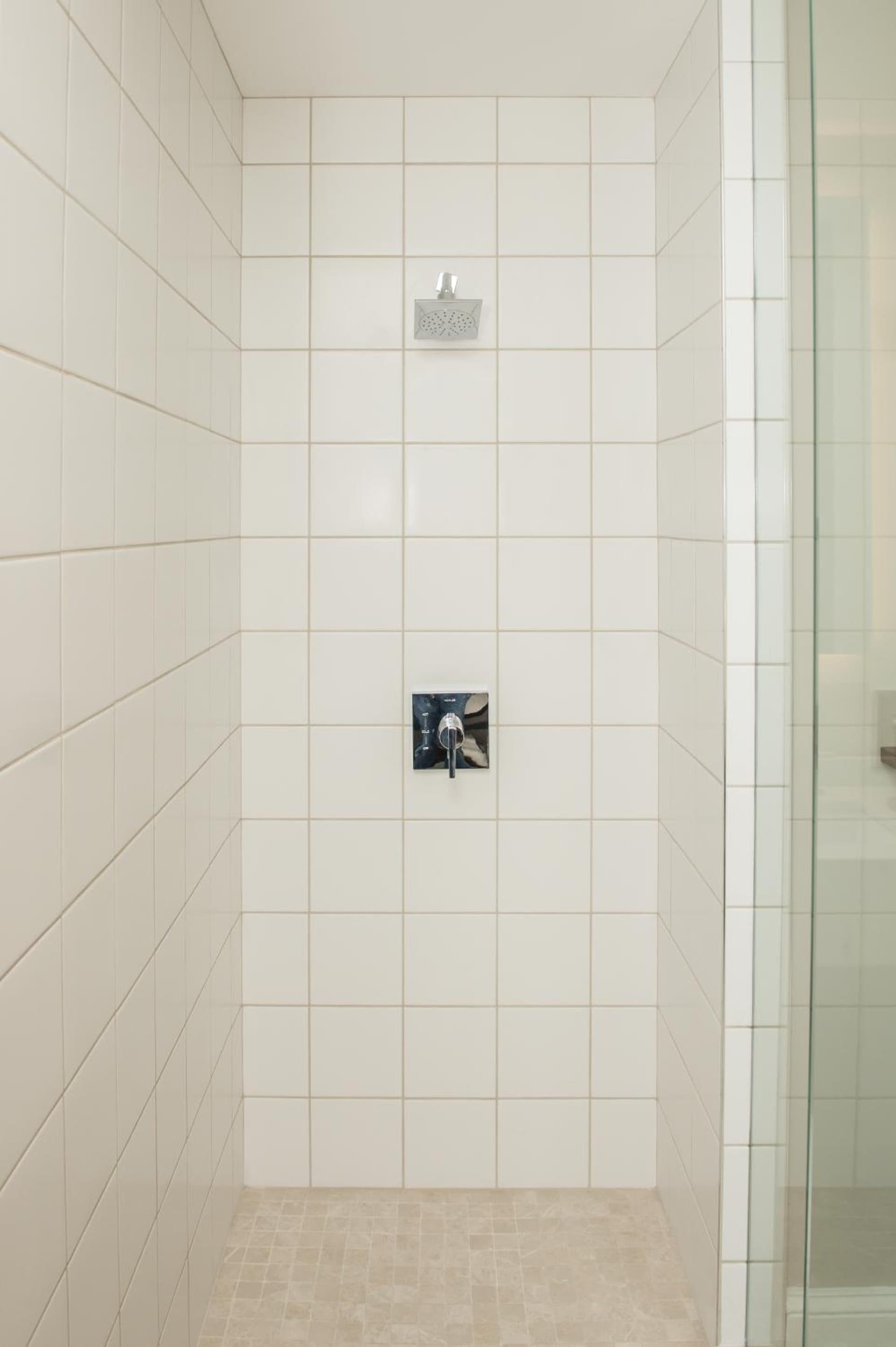 Hotel E gallery photo in Santa Rosa, CA — image 43