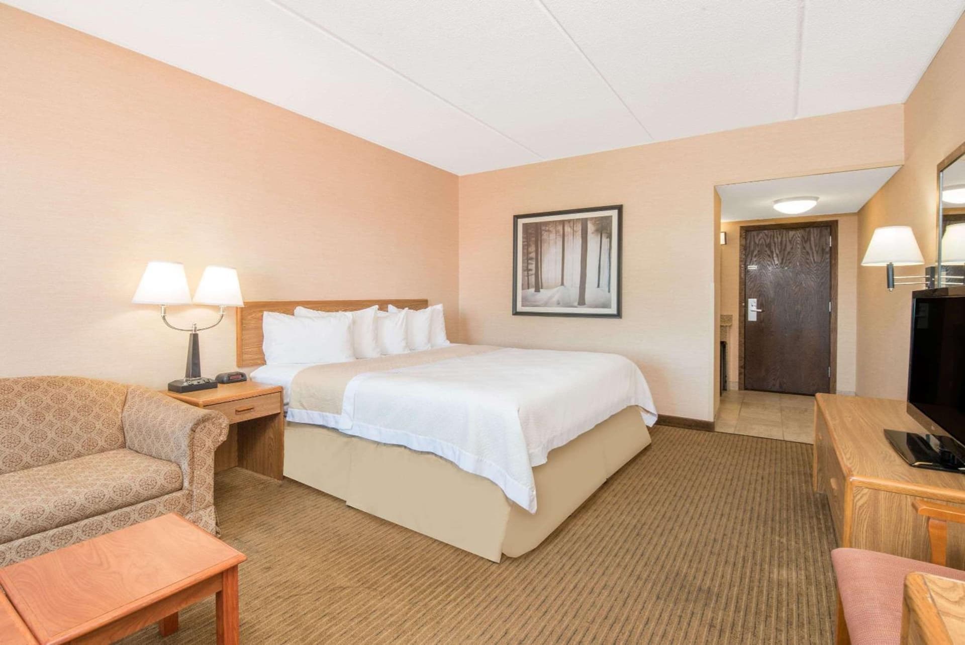 Days Inn by Wyndham Duluth Lakewalk gallery photo in Duluth, MN — image 33