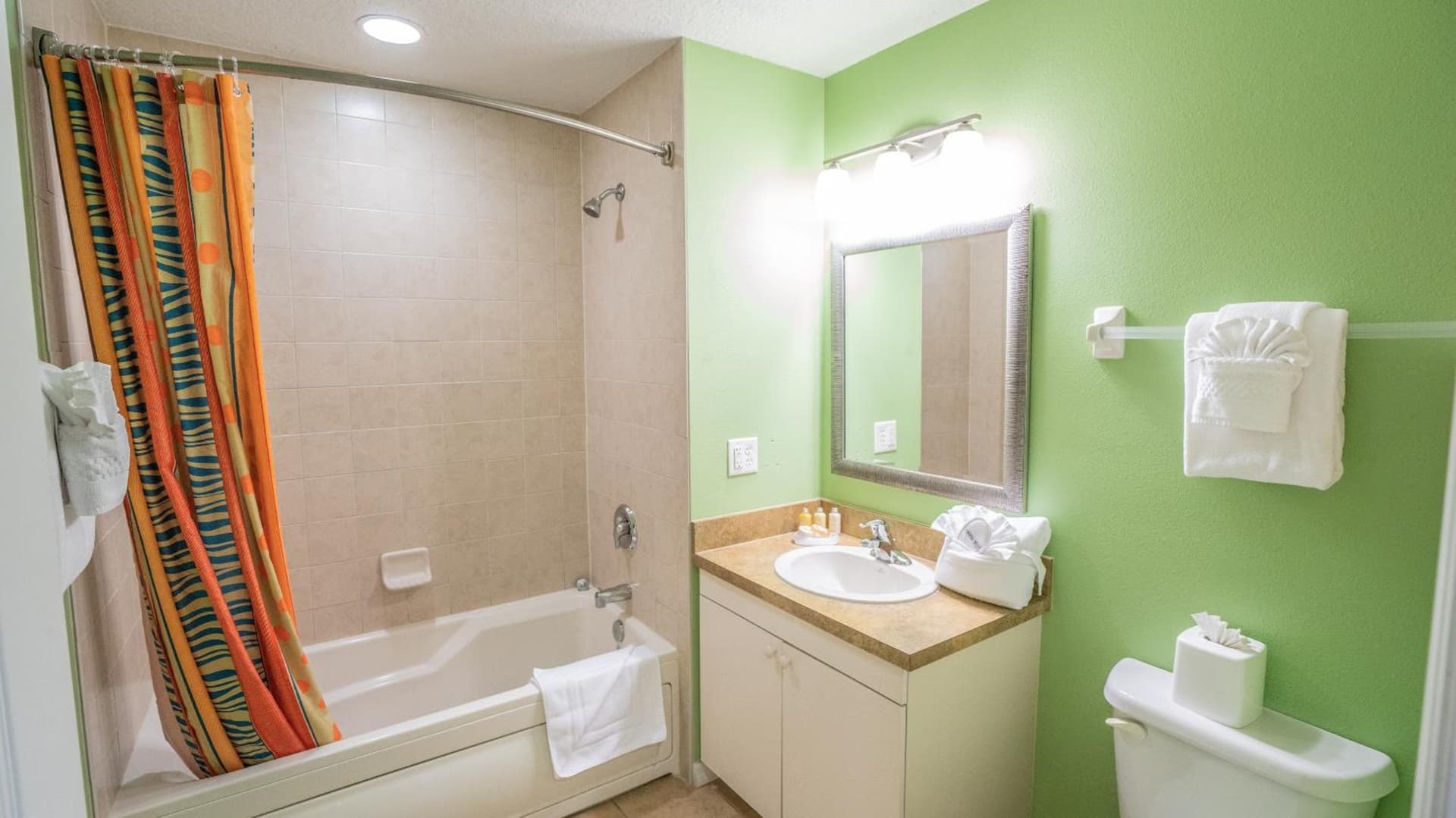 Barefoot Suites gallery photo in Kissimmee, FL — image 12