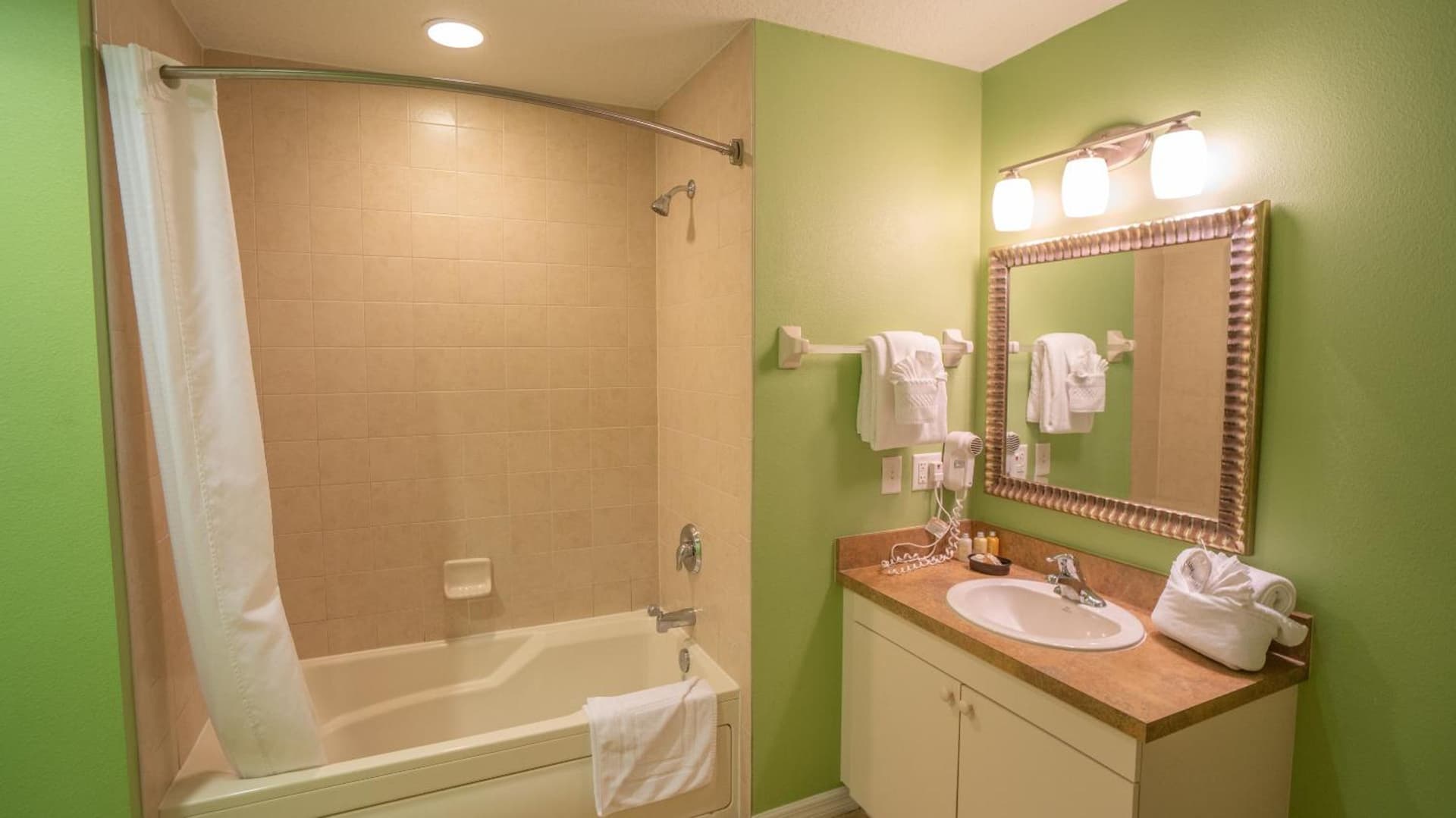 Barefoot Suites gallery photo in Kissimmee, FL — image 56