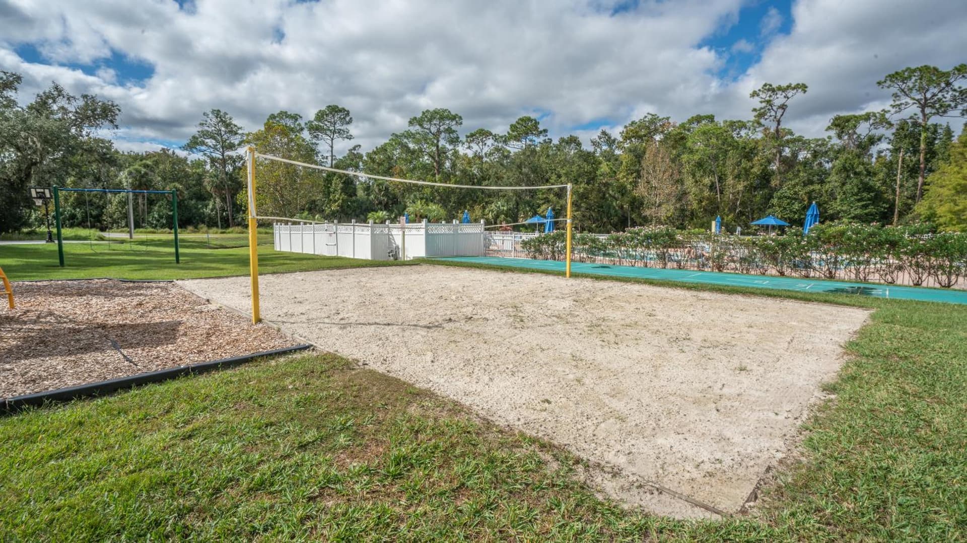 Barefoot Suites interior in Kissimmee, FL — gallery photo 2