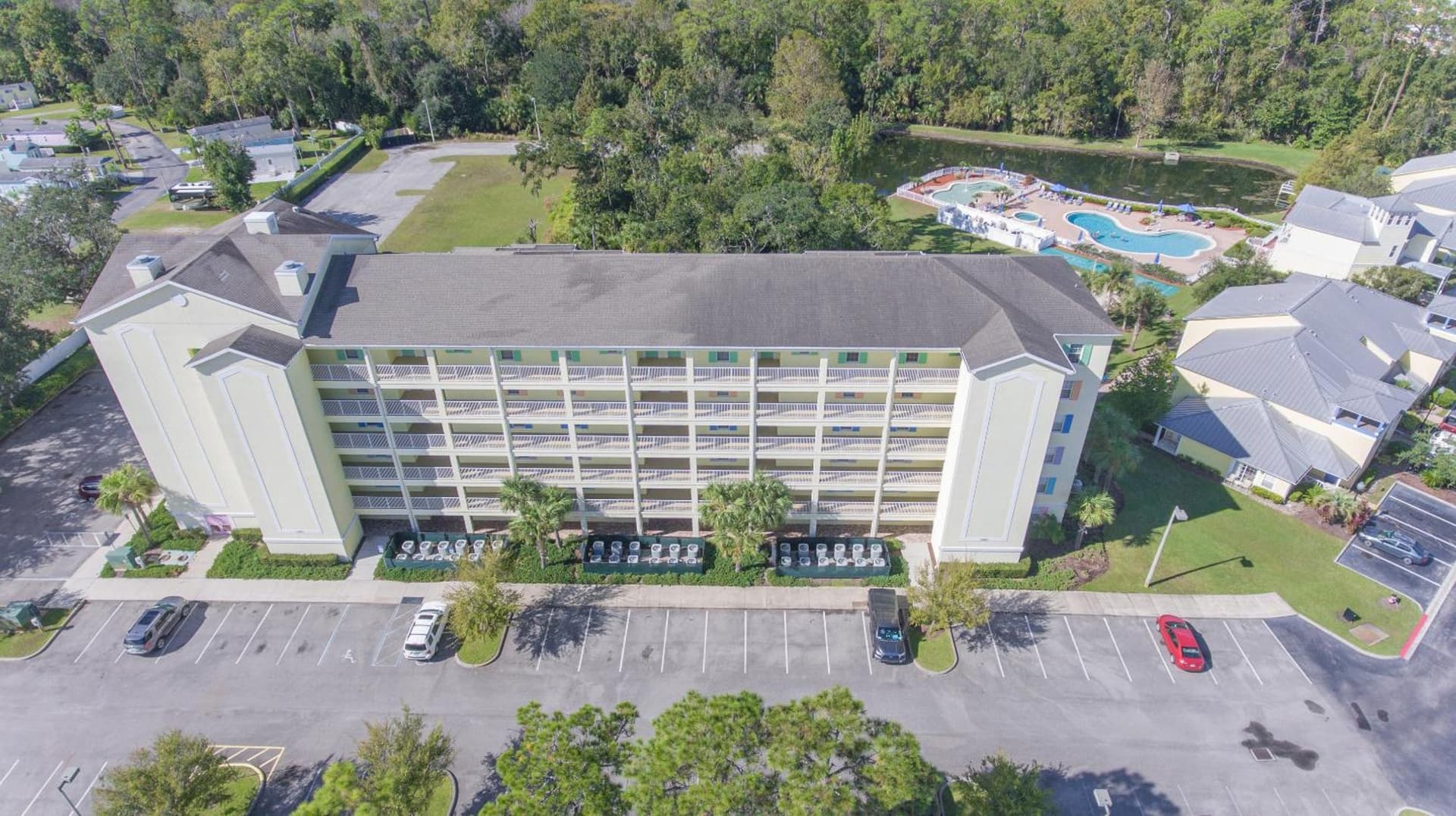 Barefoot Suites exterior or lobby in Kissimmee, FL — main listing photo