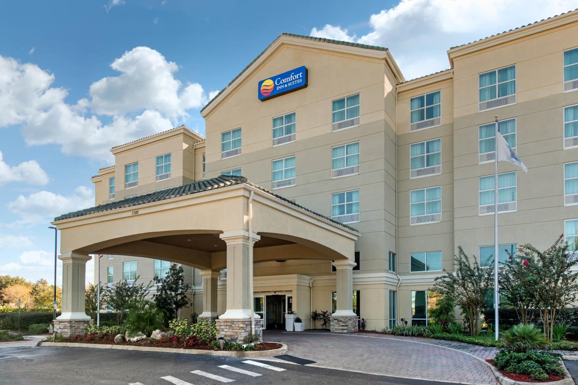 Comfort Inn & Suites Tavares North featured exterior or lobby in Tavares, FL — similar hotel
