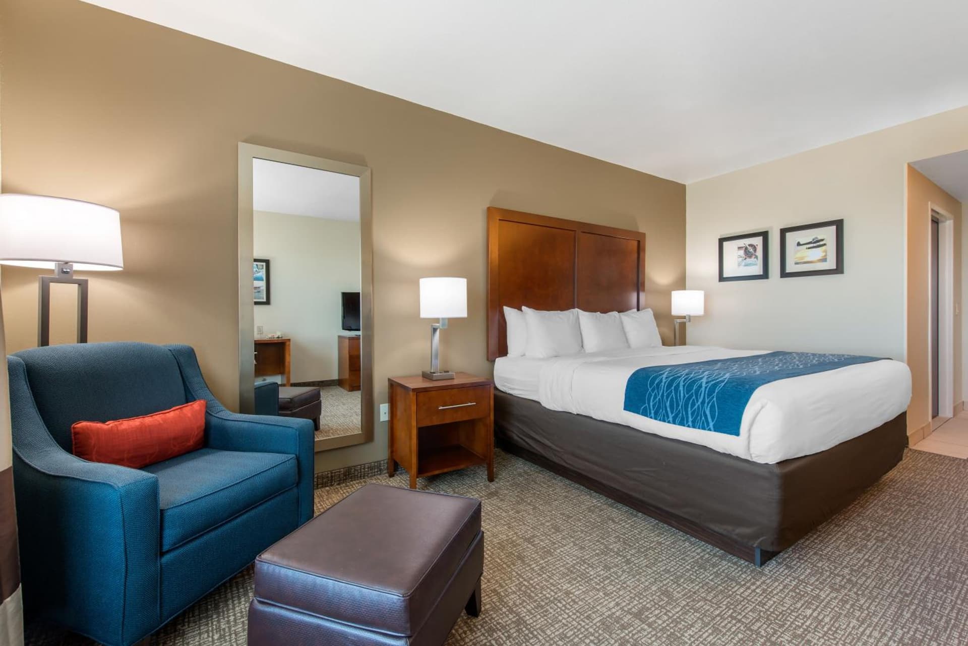 Comfort Inn & Suites Tavares North gallery photo in Tavares, FL — image 10