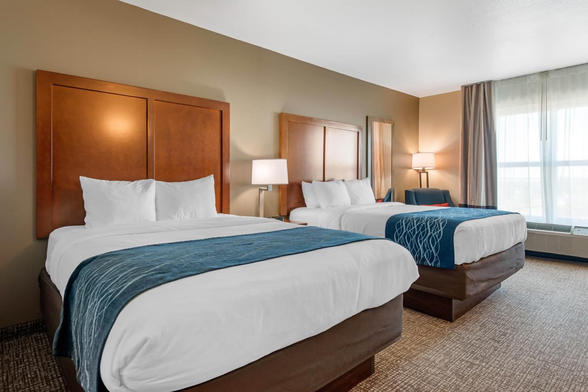 Comfort Inn & Suites Tavares North gallery photo in Tavares, FL — image 4