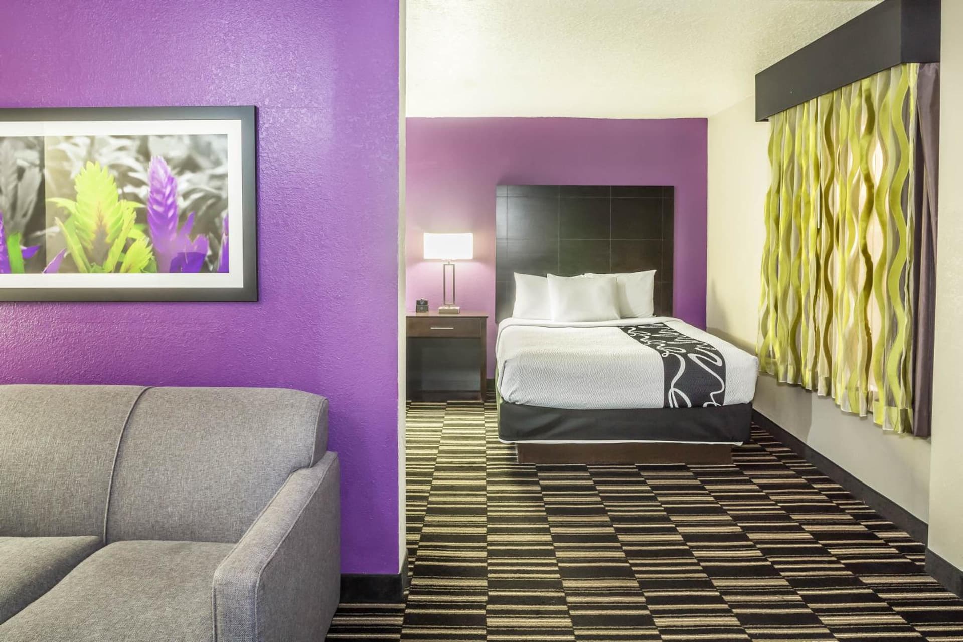 La Quinta by Wyndham Orlando Universal area - Free Shuttle to Universal gallery photo in Orlando, FL — image 18