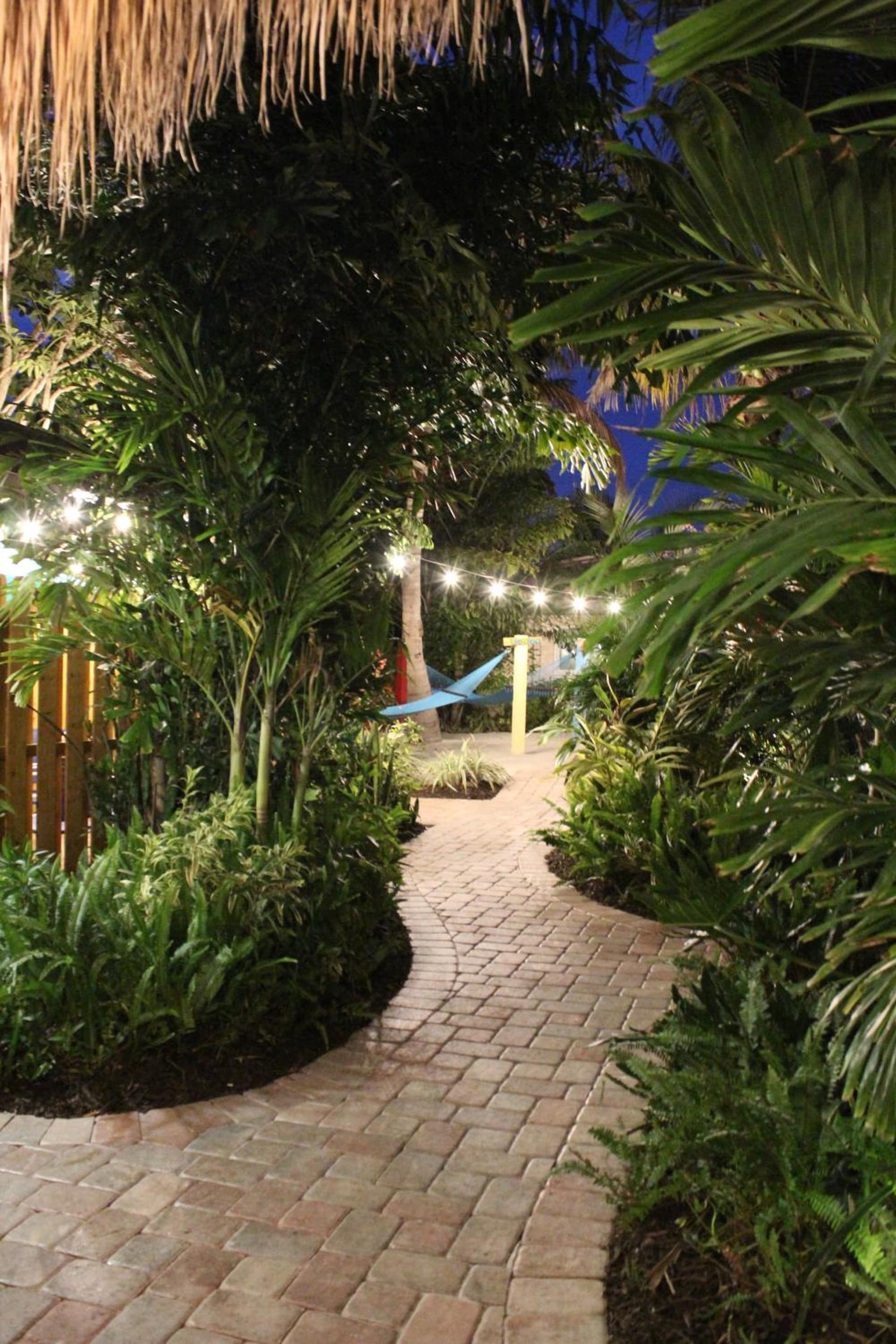 Siesta Key Palms Resort gallery photo in Sarasota, FL — image 197