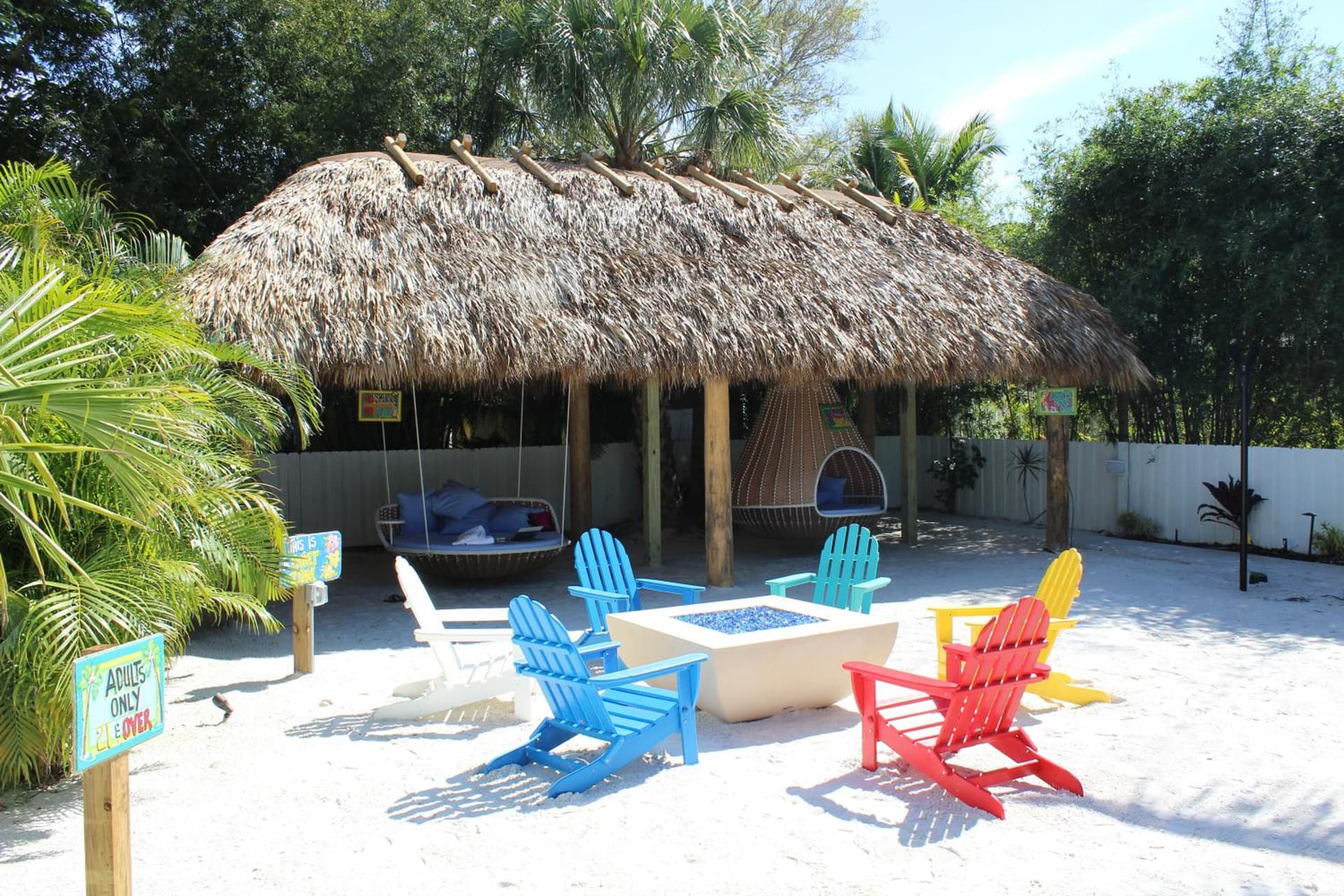 Siesta Key Palms Resort gallery photo in Sarasota, FL — image 225