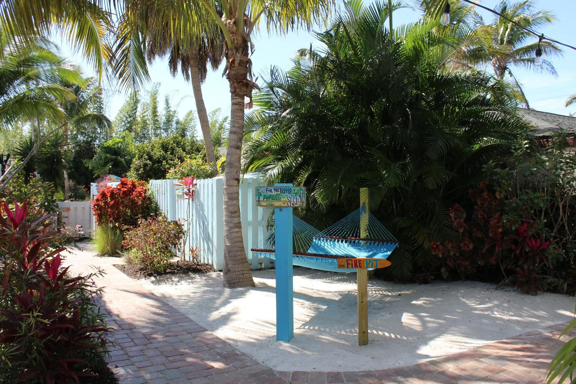 Siesta Key Palms Resort gallery photo in Sarasota, FL — image 113