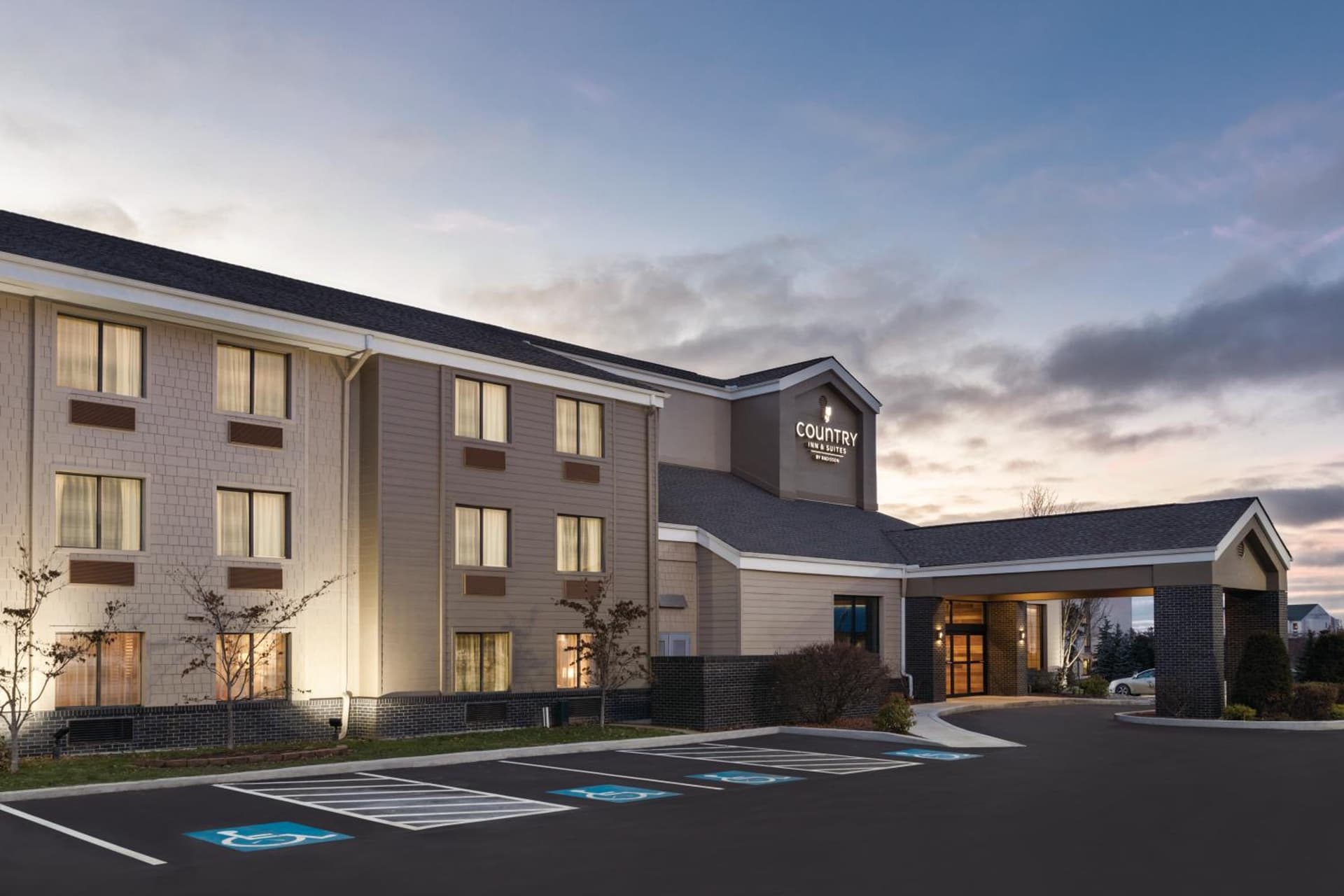 Country Inn & Suites by Radisson, Erie, PA gallery photo in Erie, PA — image 31