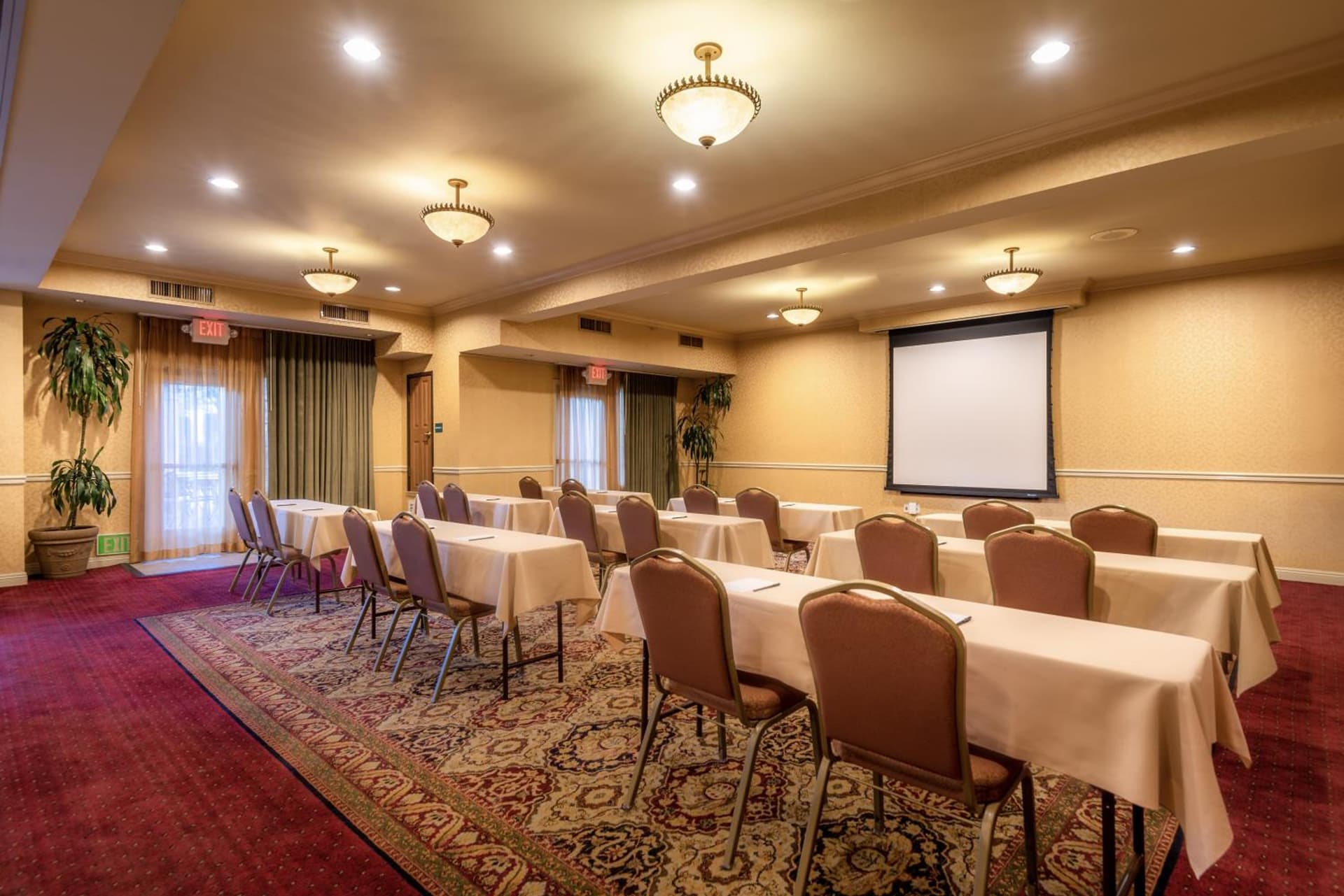 Ayres Hotel Seal Beach - Cypress gallery photo in Seal Beach, CA — image 4
