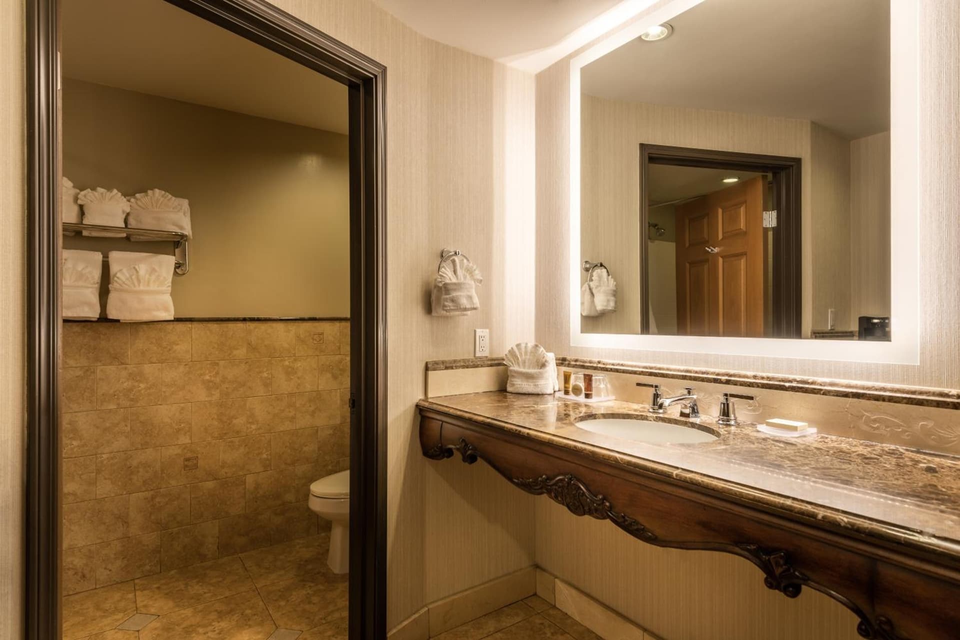 Ayres Hotel Seal Beach - Cypress gallery photo in Seal Beach, CA — image 29
