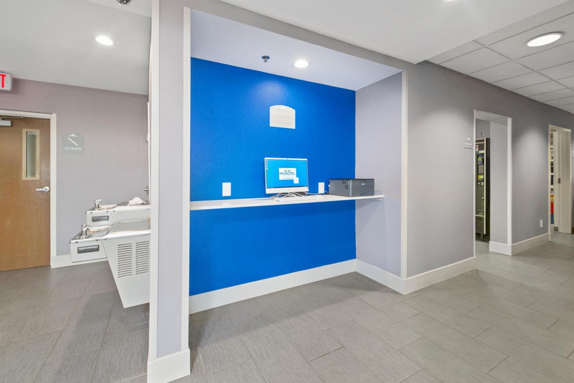 Microtel Inn & Suites by Wyndham Bethel/Danbury gallery photo in Bethel — image 4