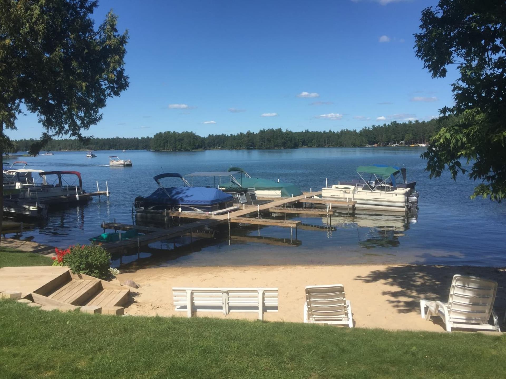 Clear Lake Resort interior in West Branch, MI — gallery photo 2