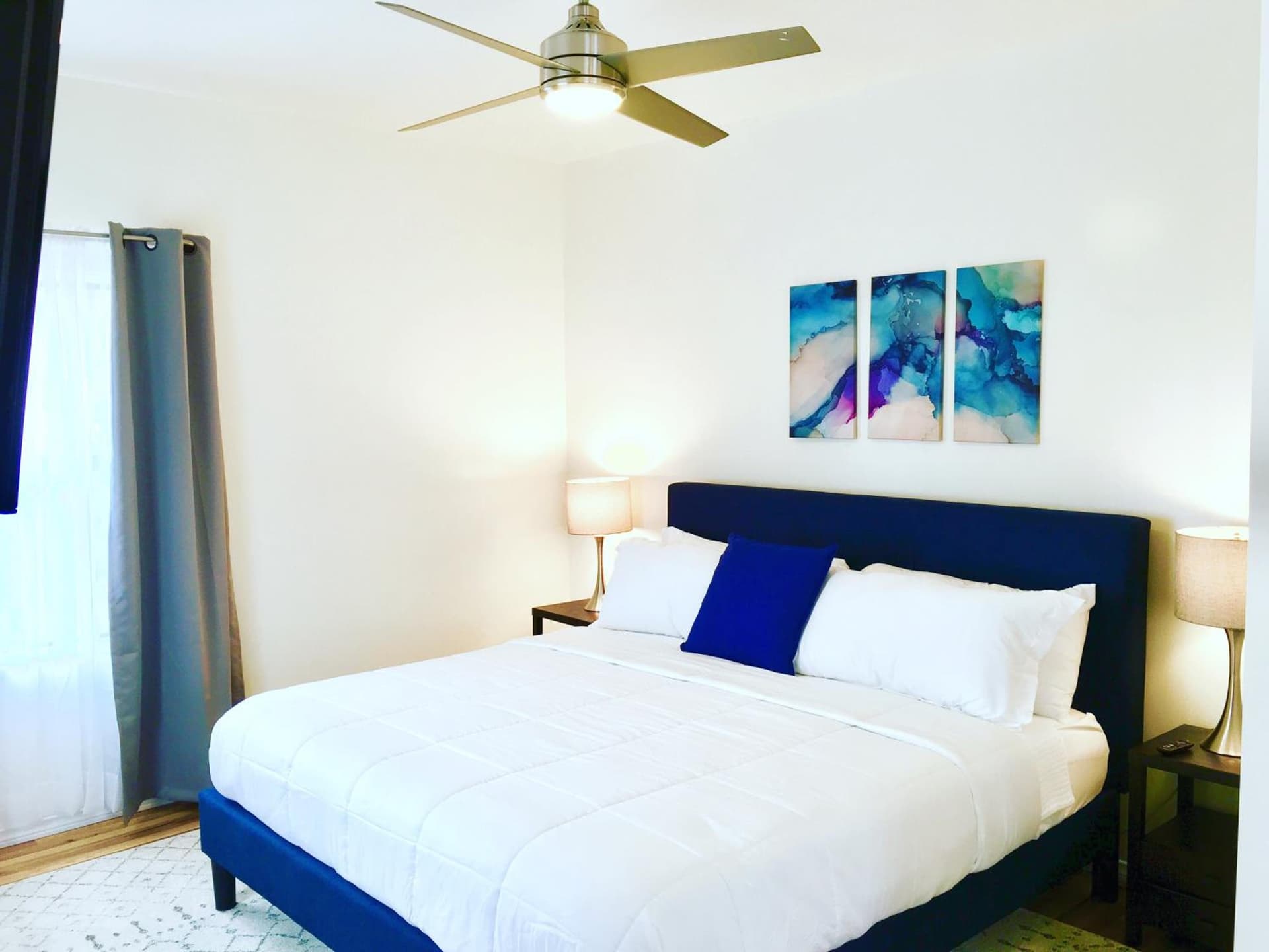Hotel Royal gallery photo in Long Beach, CA — image 68