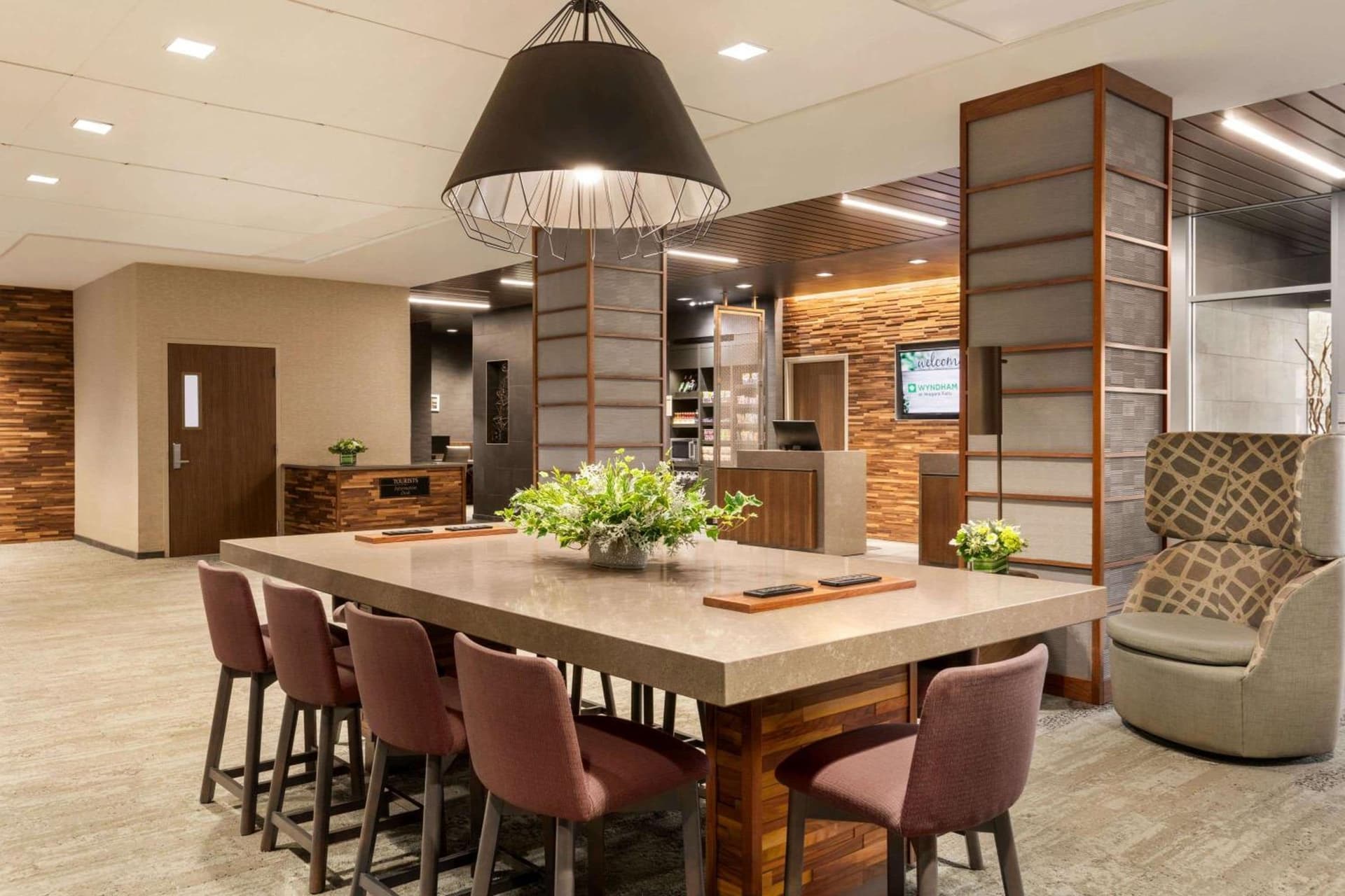 Wyndham Garden at Niagara Falls property views in Niagara Falls, NY — gallery photo 3