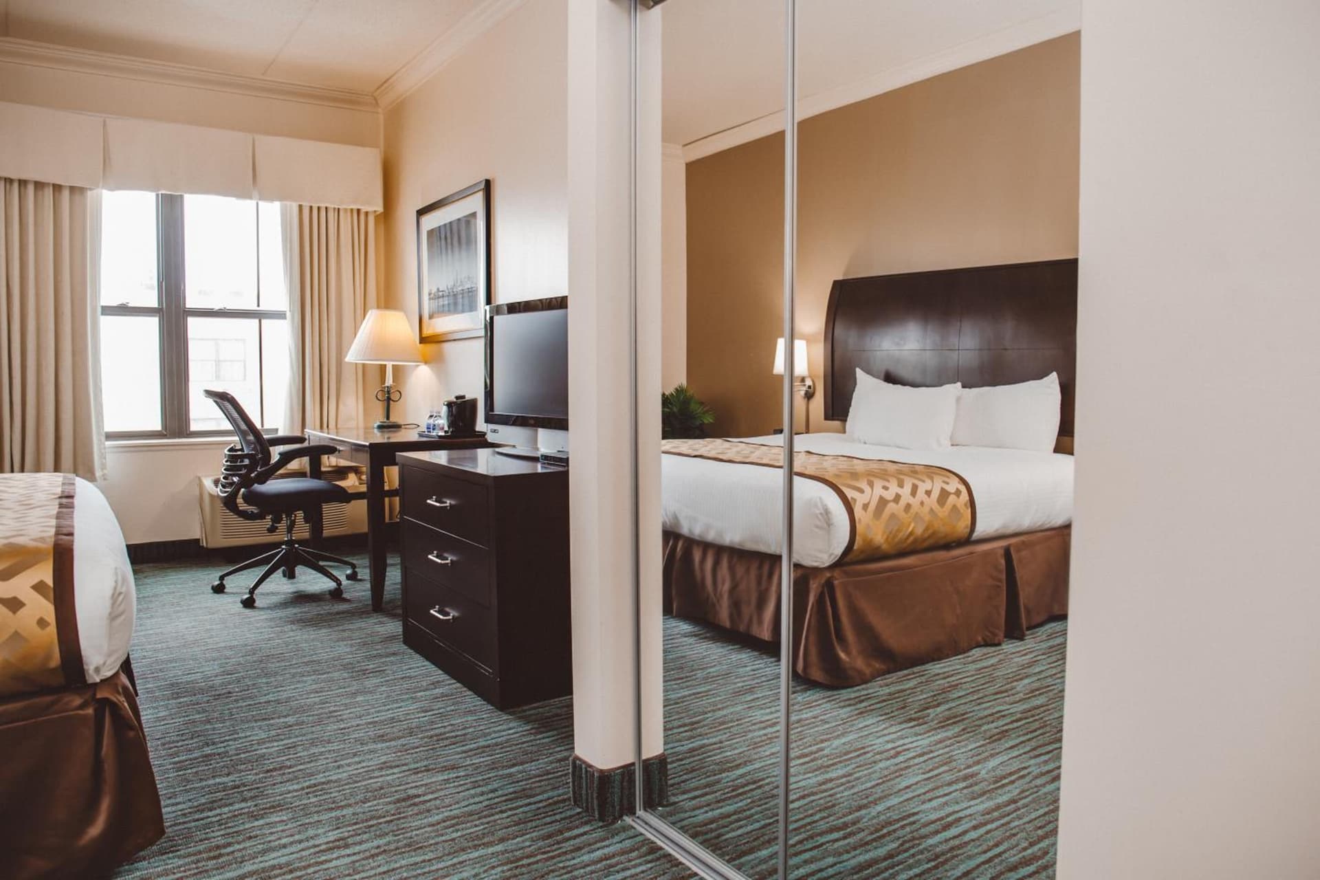 Chicago South Loop Hotel gallery photo in Chicago, IL — image 12