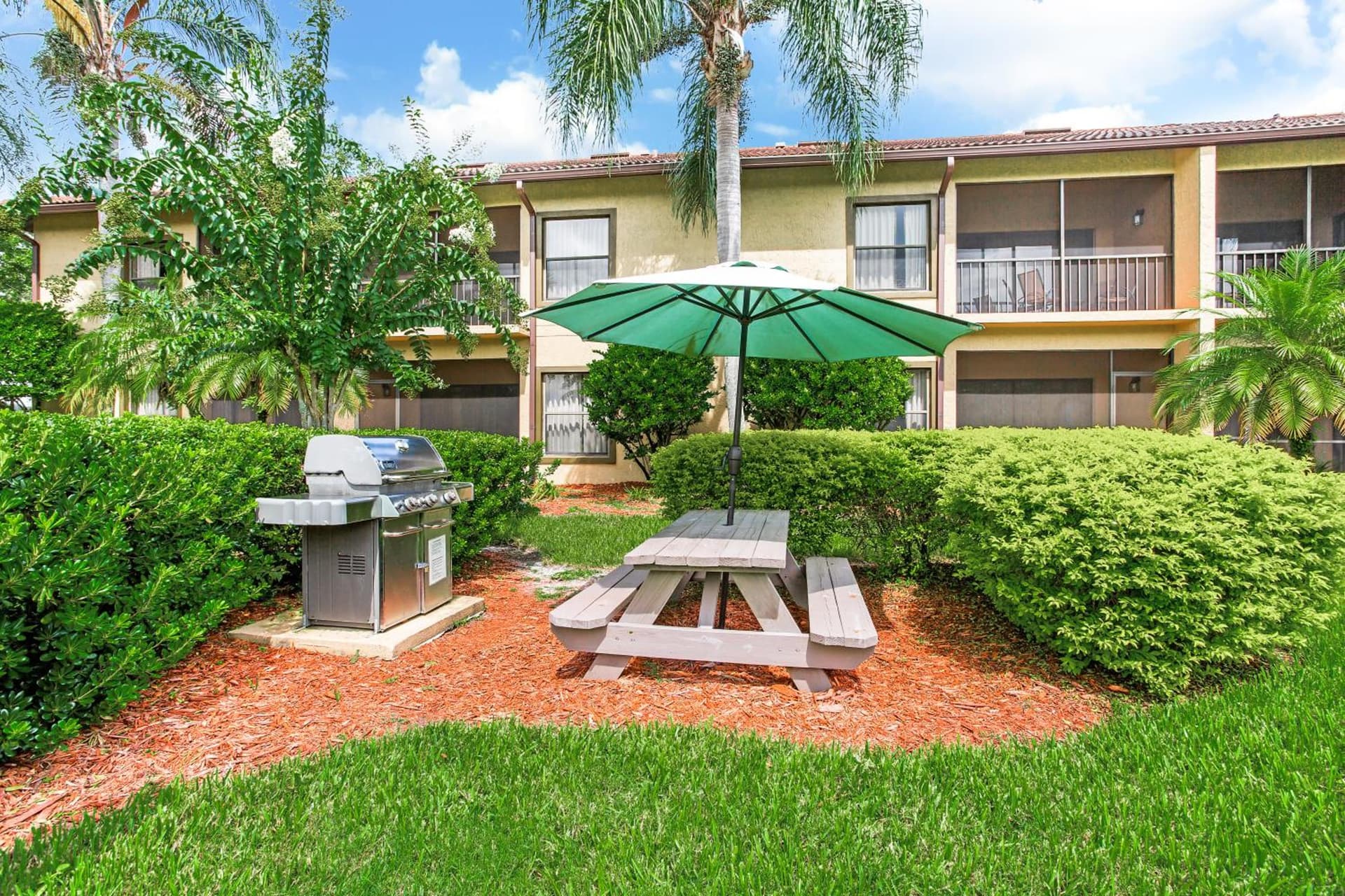 Alhambra Villas gallery photo in Kissimmee, FL — image 17