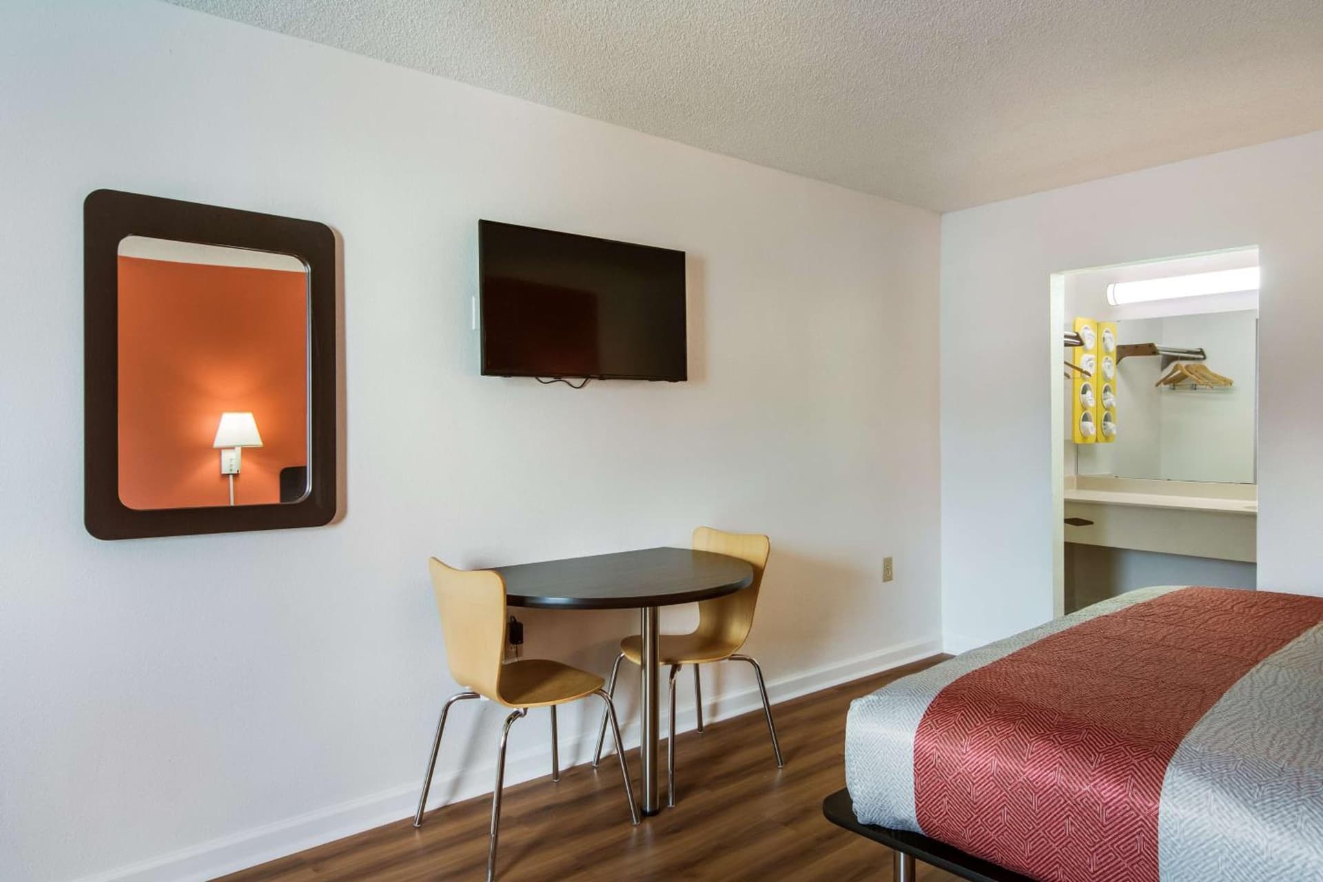 Motel 6-Warner Robins, GA property views in Warner Robins, GA — gallery photo 3
