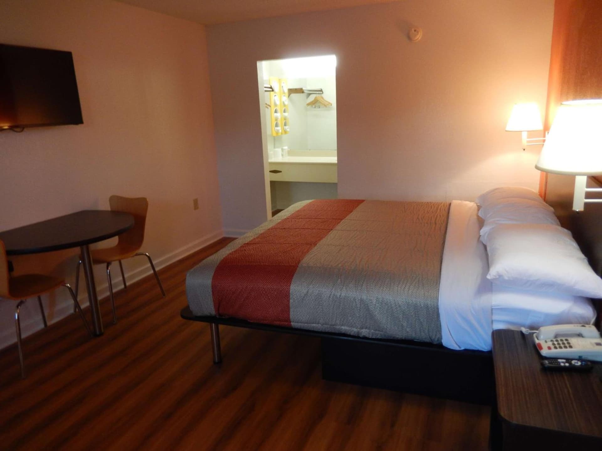 Motel 6-Warner Robins, GA gallery photo in Warner Robins, GA — image 12