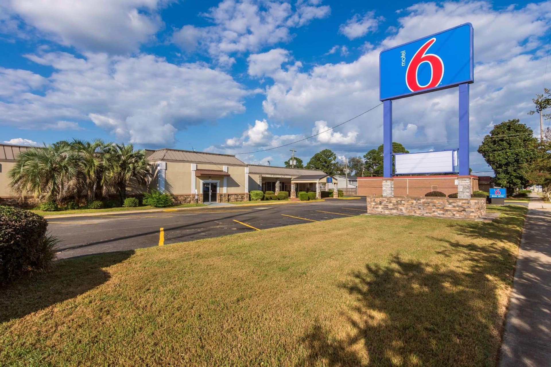 Motel 6-Warner Robins, GA gallery photo in Warner Robins, GA — image 13