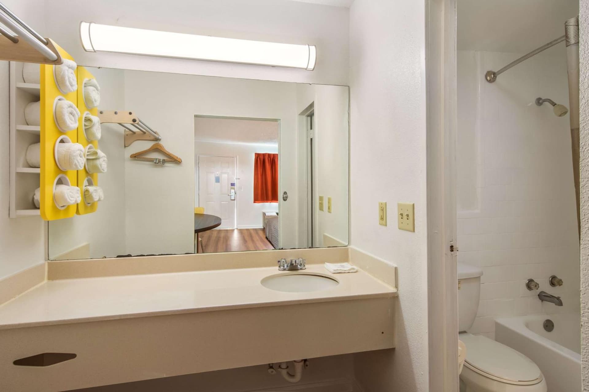 Motel 6-Warner Robins, GA gallery photo in Warner Robins, GA — image 19