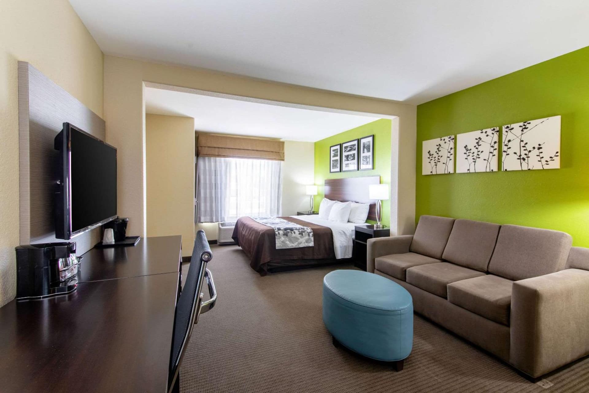 Spark by Hilton Killeen interior in Killeen, TX — gallery photo 2