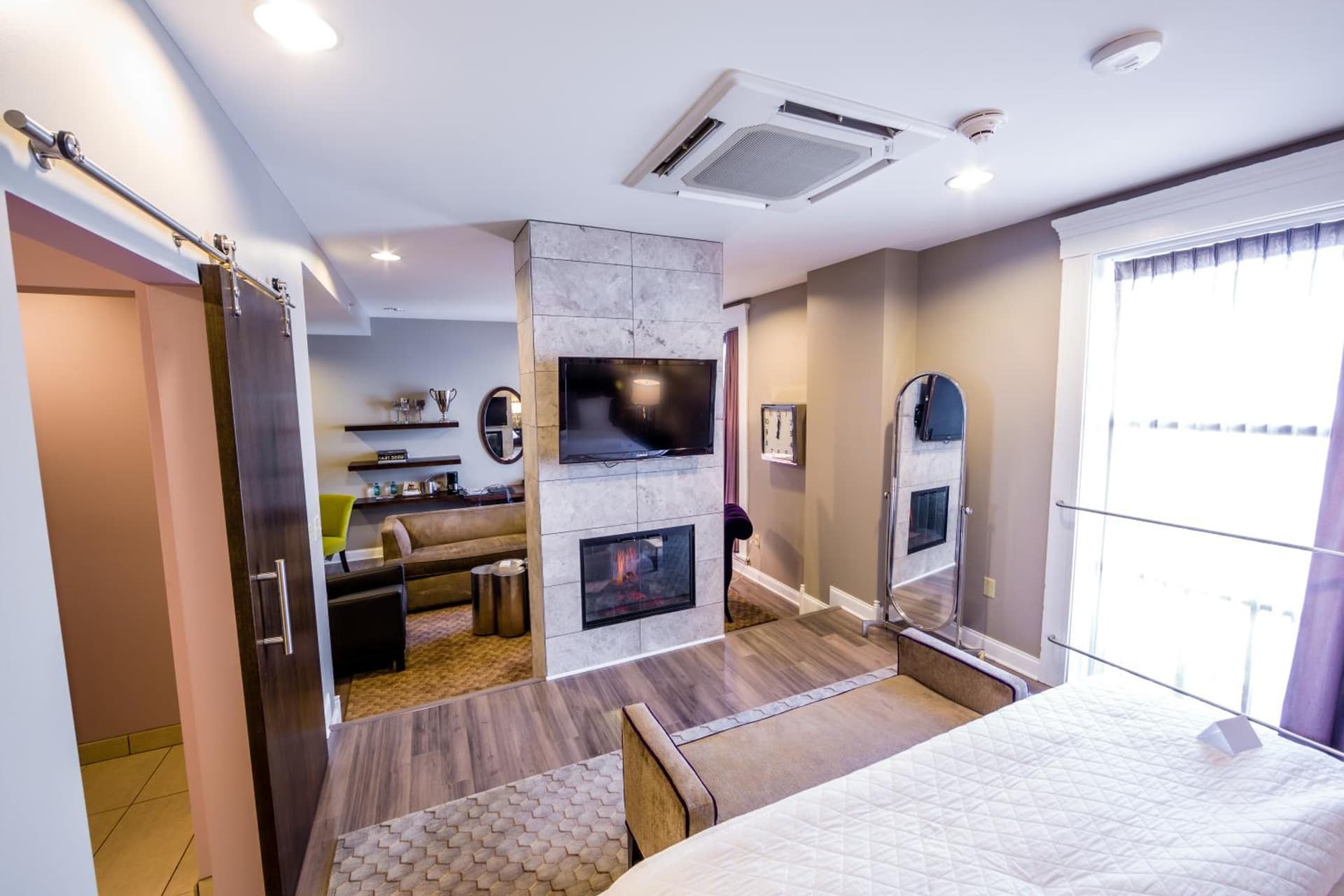Hotel at the Lafayette Trademark Collection by Wyndham gallery photo in Buffalo, NY — image 36