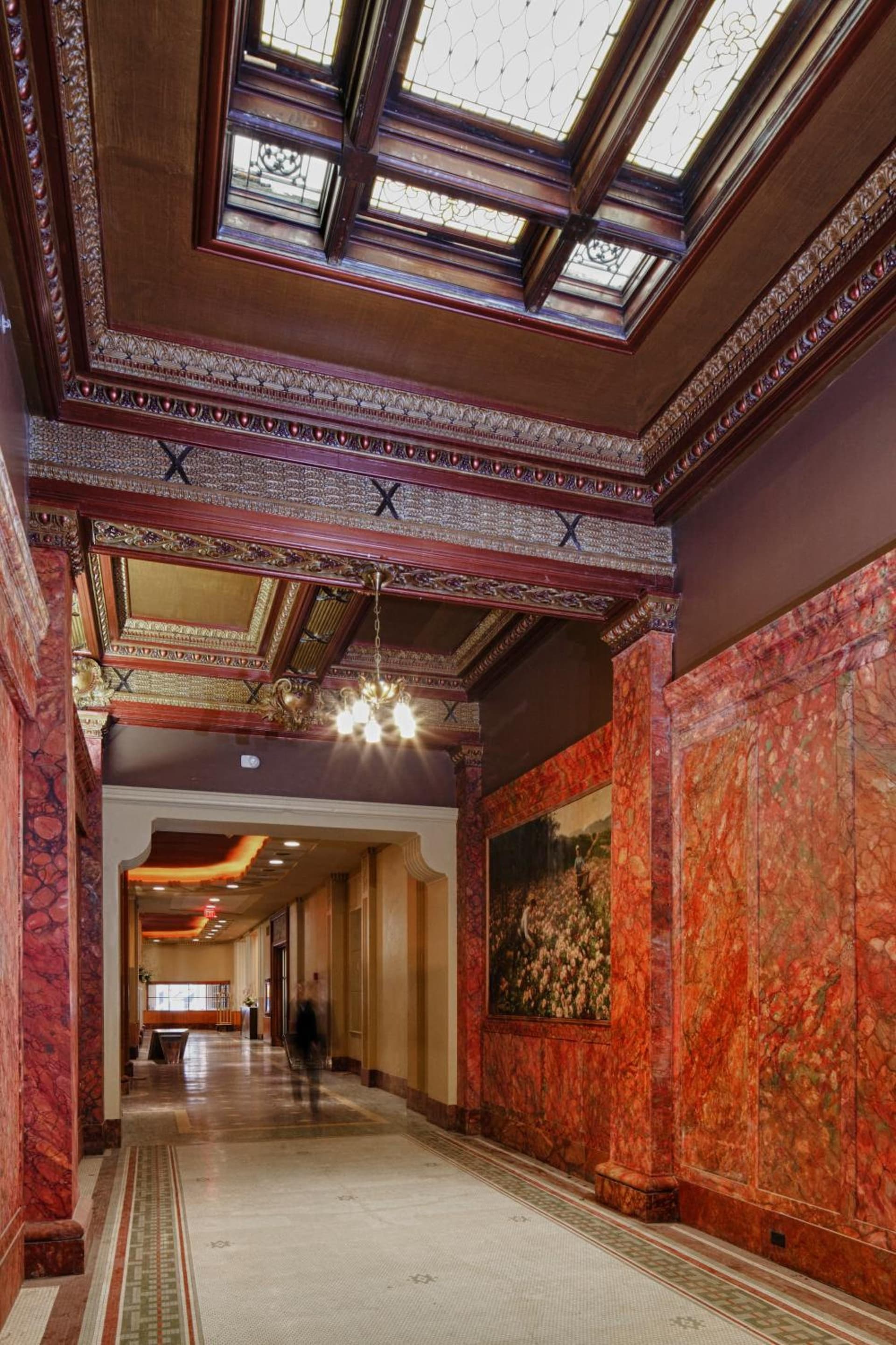 Hotel at the Lafayette Trademark Collection by Wyndham gallery photo in Buffalo, NY — image 6