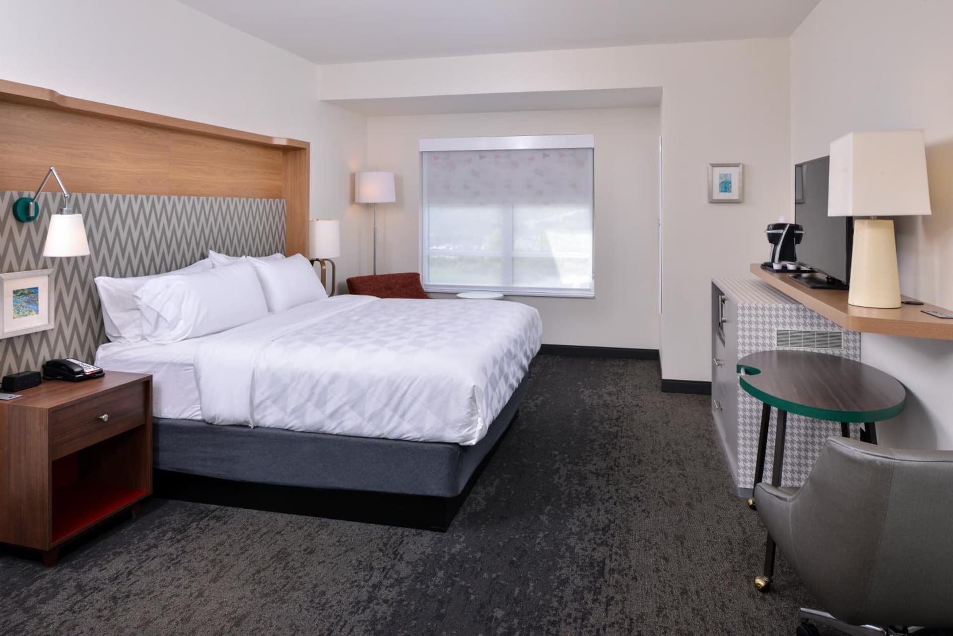 Holiday Inn & Suites Farmington Hills - Detroit NW by IHG property views in Farmington Hills, MI — gallery photo 3