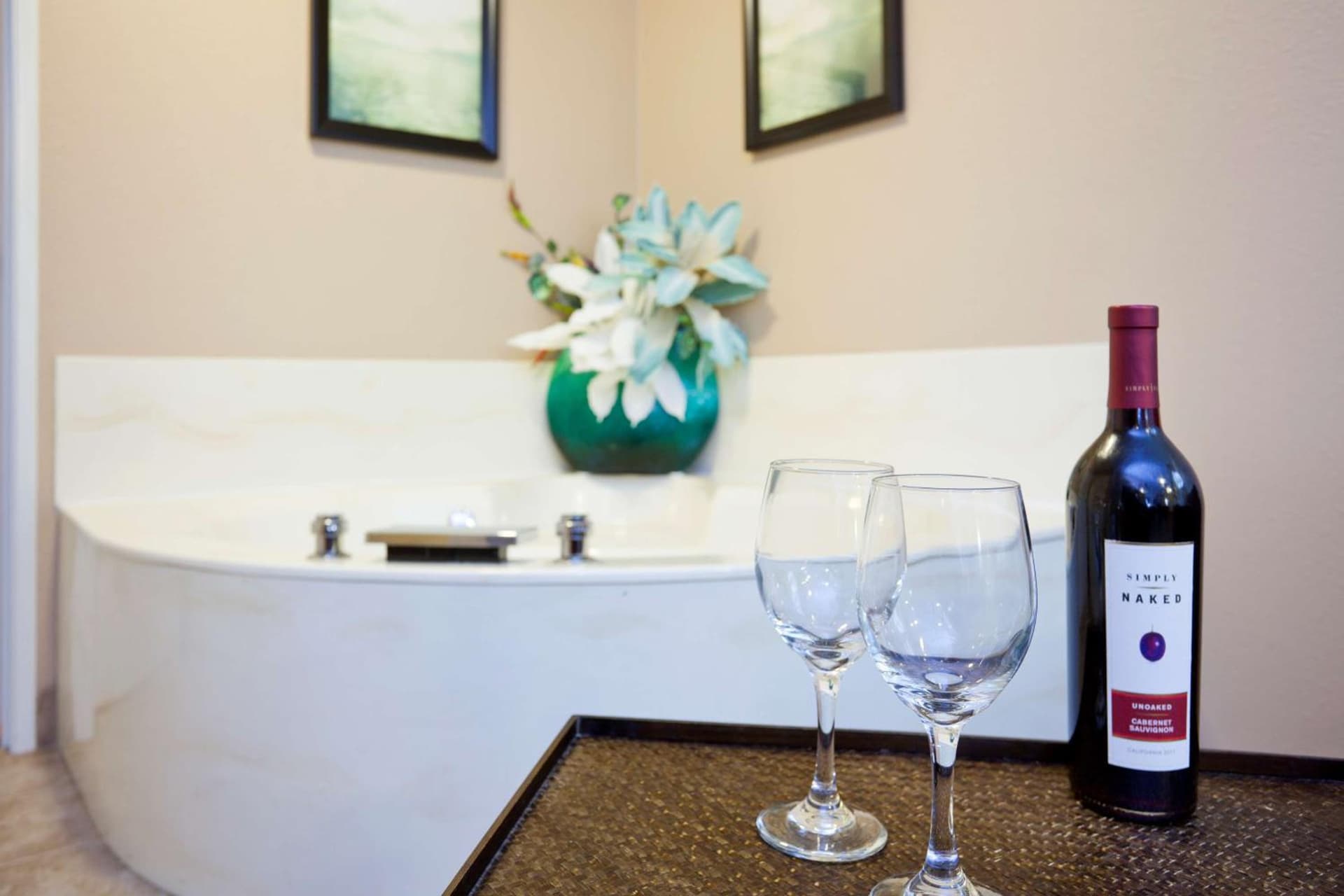 GrandStay Residential Suites Hotel - Eau Claire gallery photo in Eau Claire, WI — image 12