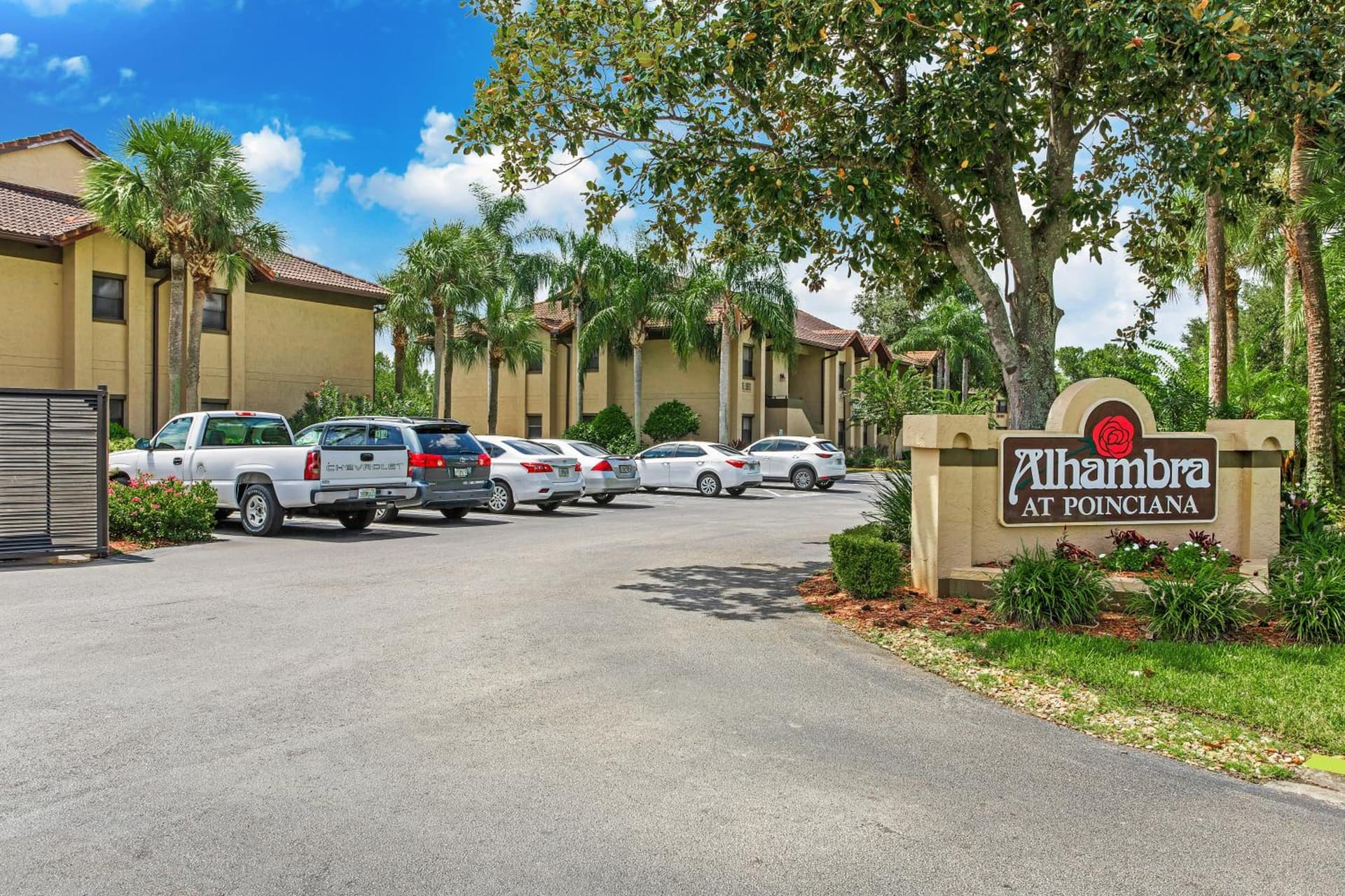Alhambra Villas property views in Kissimmee, FL — gallery photo 3