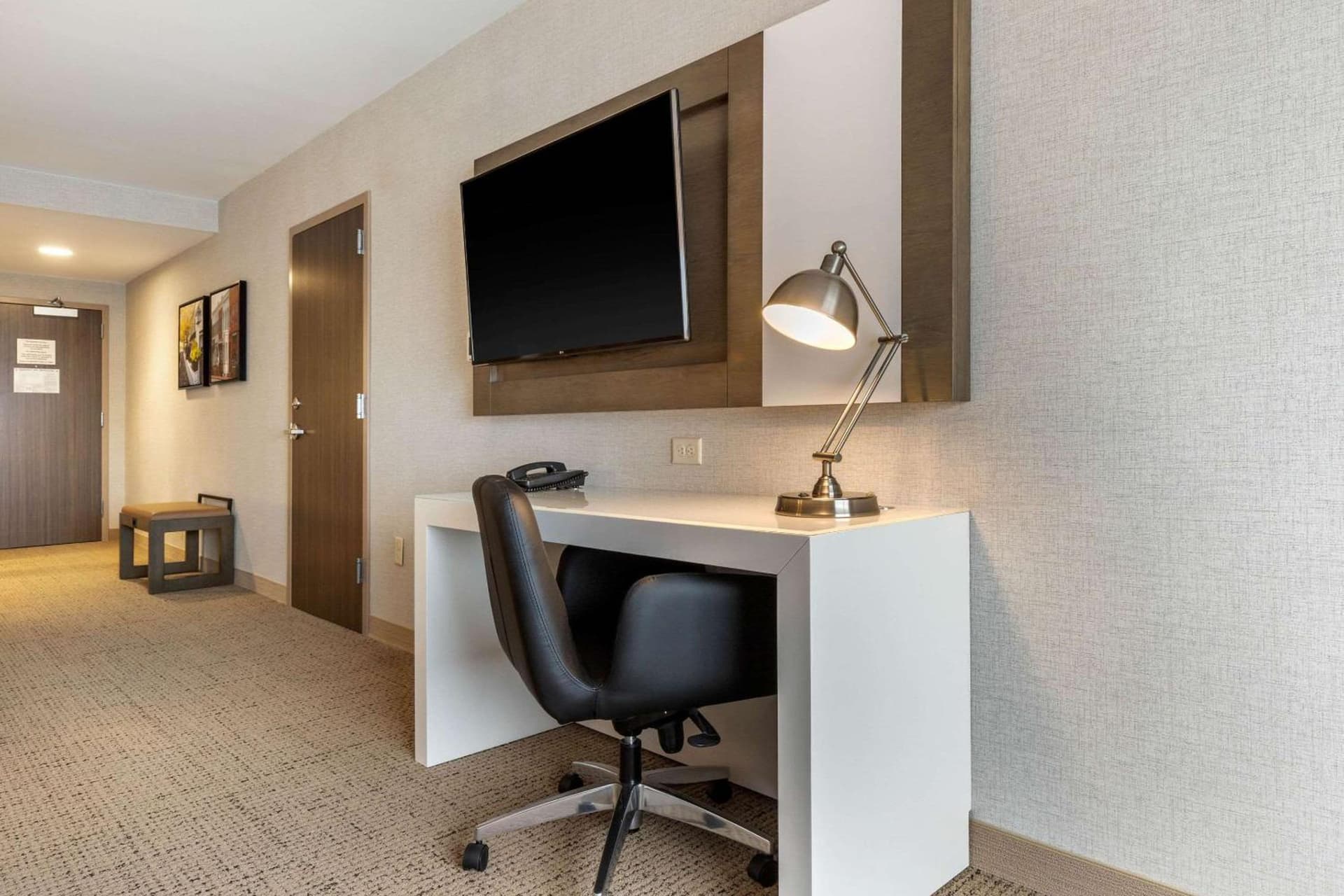 Cambria Hotel West Orange gallery photo in West Orange, NJ — image 54