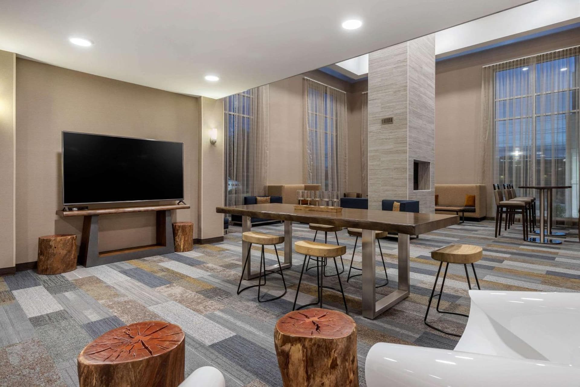 Cambria Hotel West Orange gallery photo in West Orange, NJ — image 25