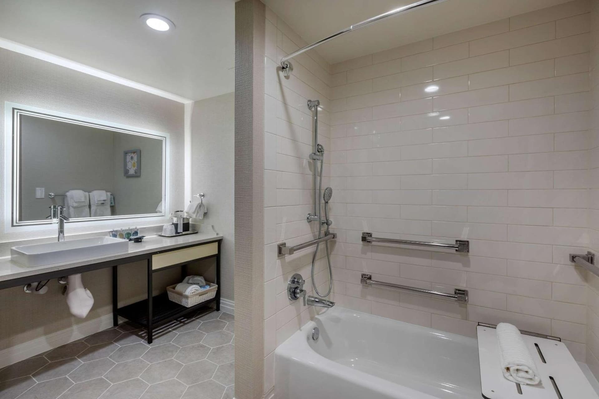Bluestem Hotel Torrance Los Angeles, an Ascend Collection Hotel gallery photo in Torrance, CA — image 34